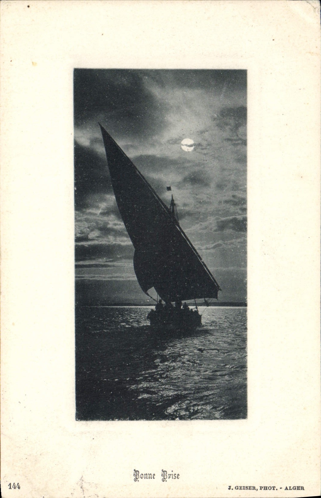 CPA Bateau de peche Bonne prise