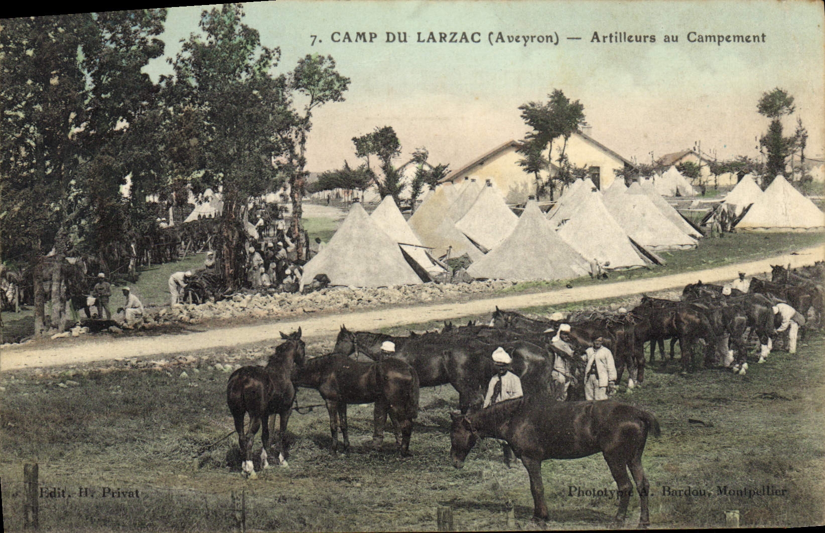 VINTAGE POSTCARD Militaria Camp of Larzac Artillerists to the camping