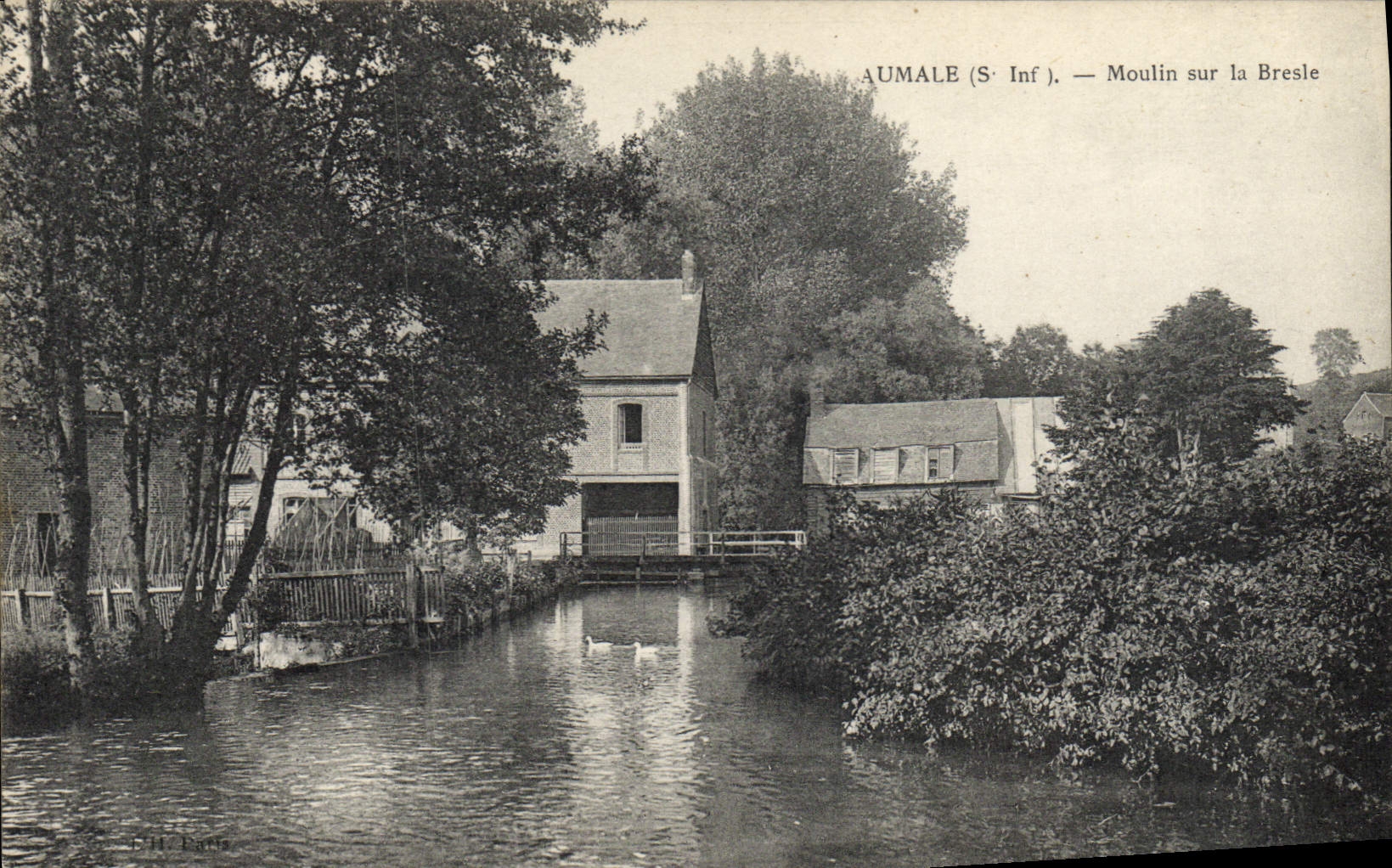 VINTAGE POSTCARD Water mill Aumale Moulin on Bresle