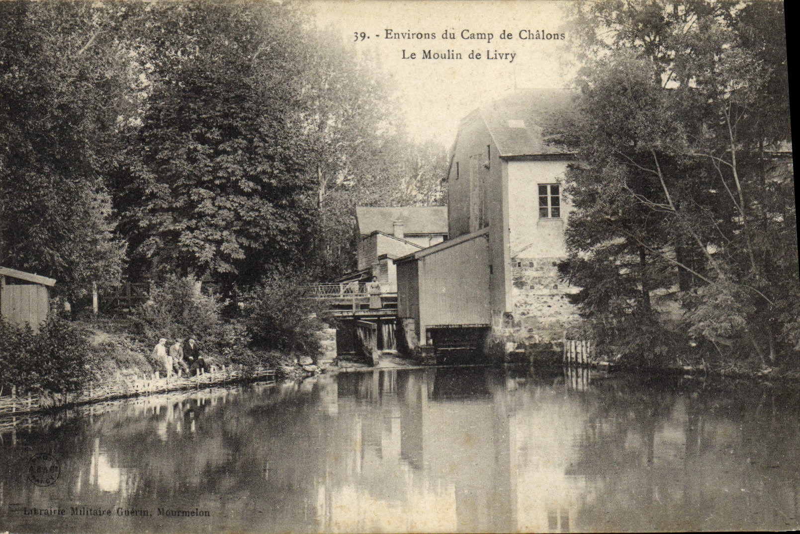 CPA Moulin a eau Environs du Camp de Chalons Le moulin de Livry