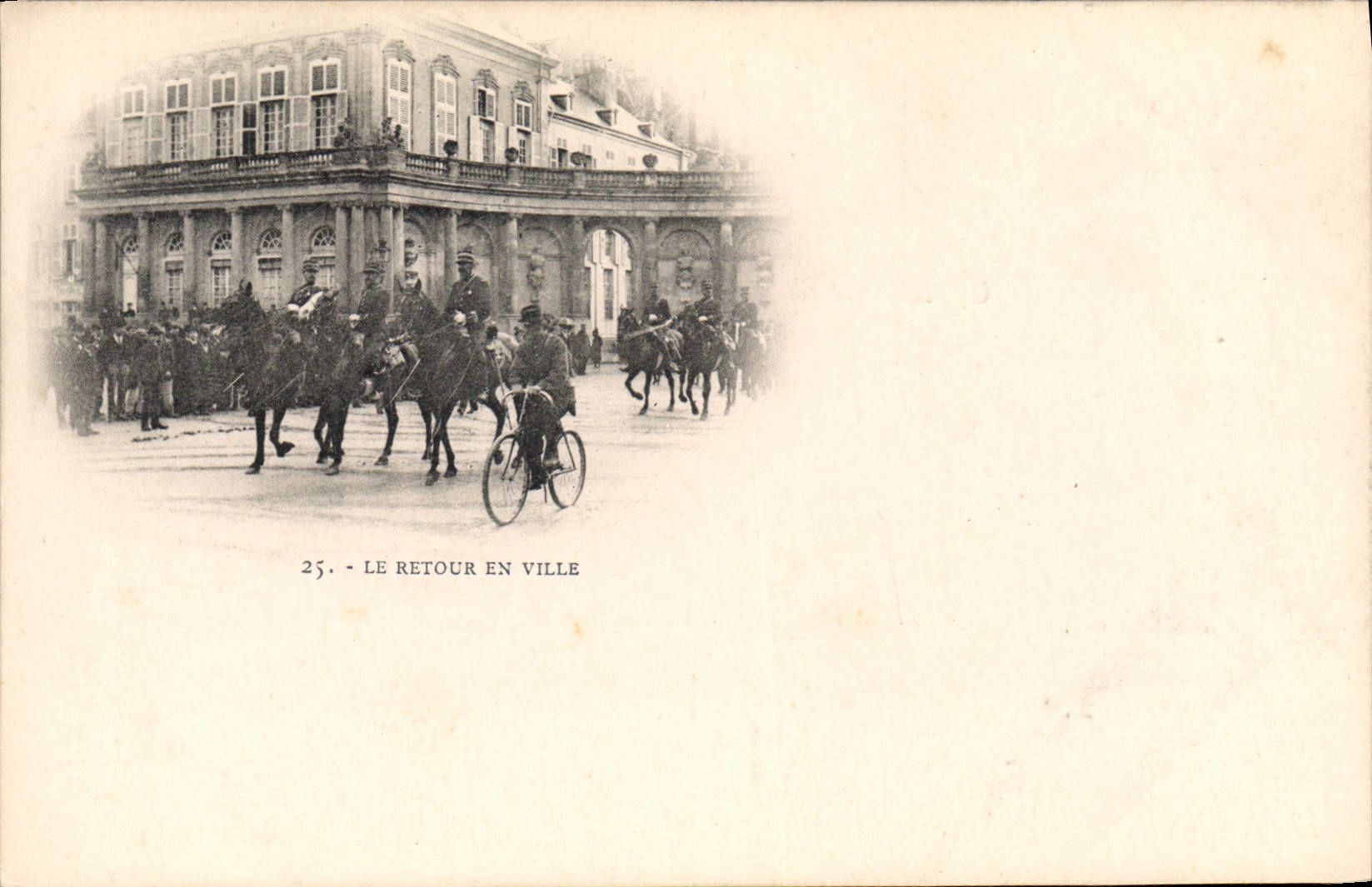 CPA Militaria Le retour en ville Velo Cycle