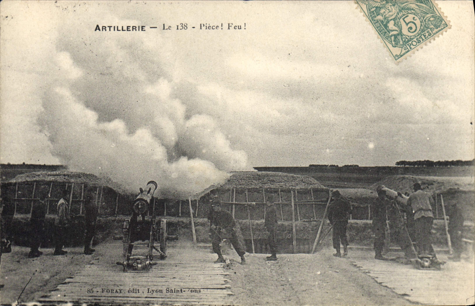 CPA Militaria Artillerie Le 138 Piece Feu