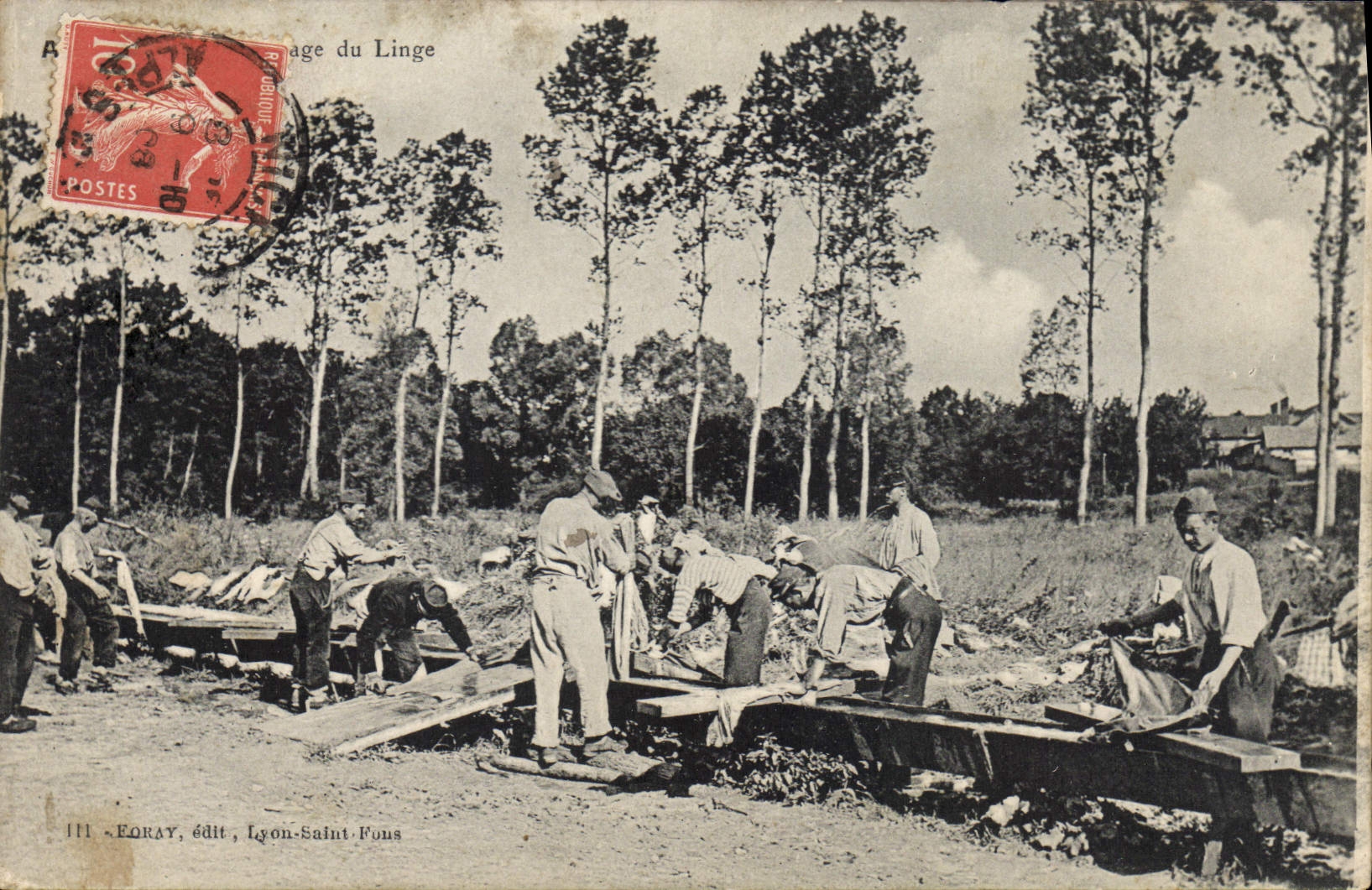 VINTAGE POSTCARD Militaria Line Train