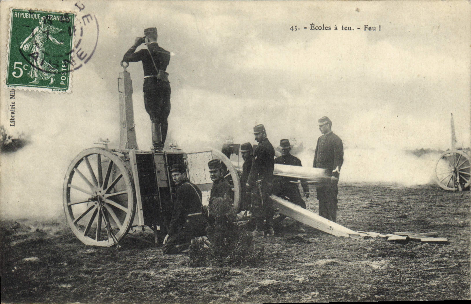 CPA Militaria Ecoles a feu Feu