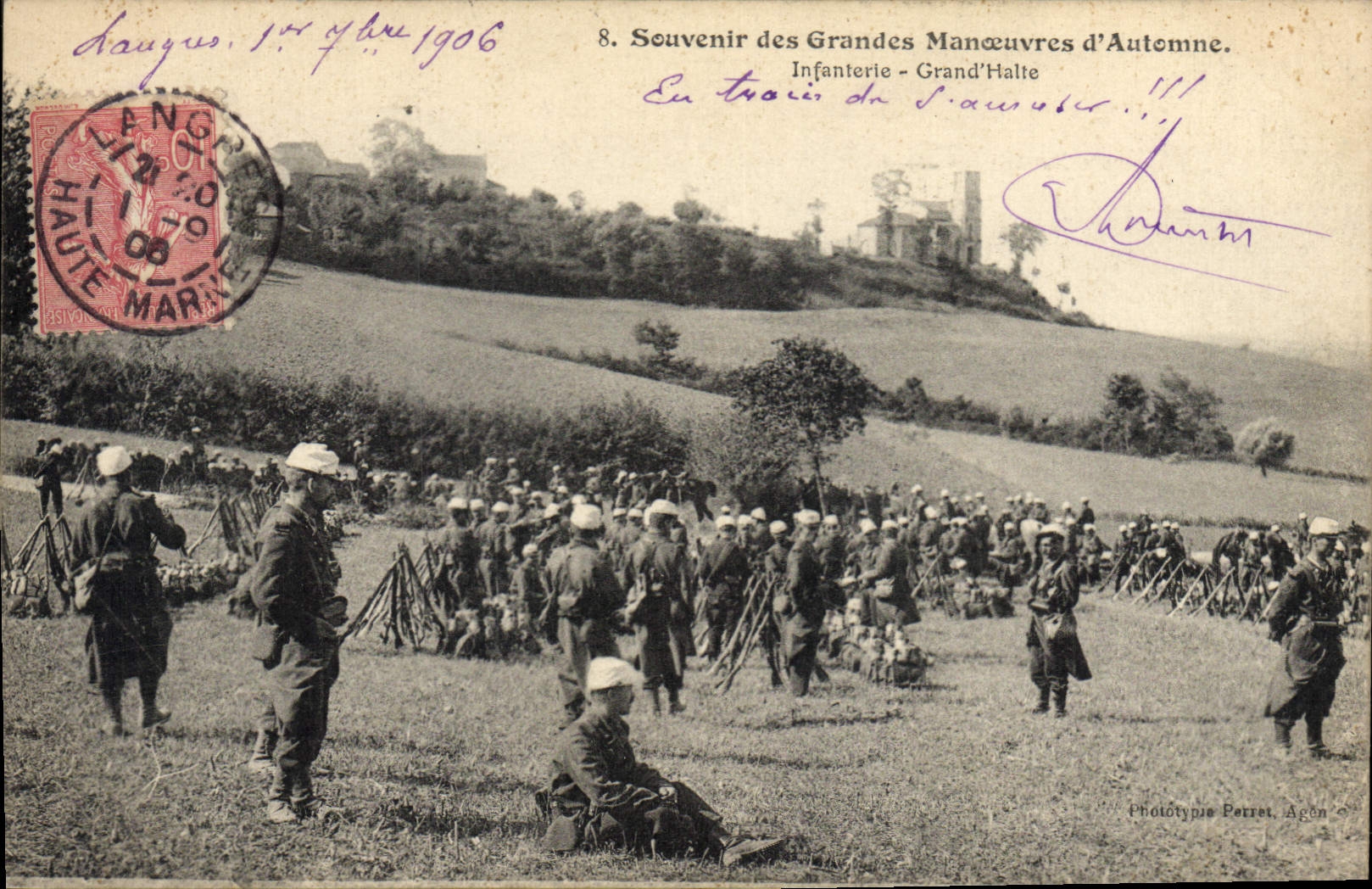 VINTAGE POSTCARD Militaria Army maneuvers of Large autumn Infantry Halt