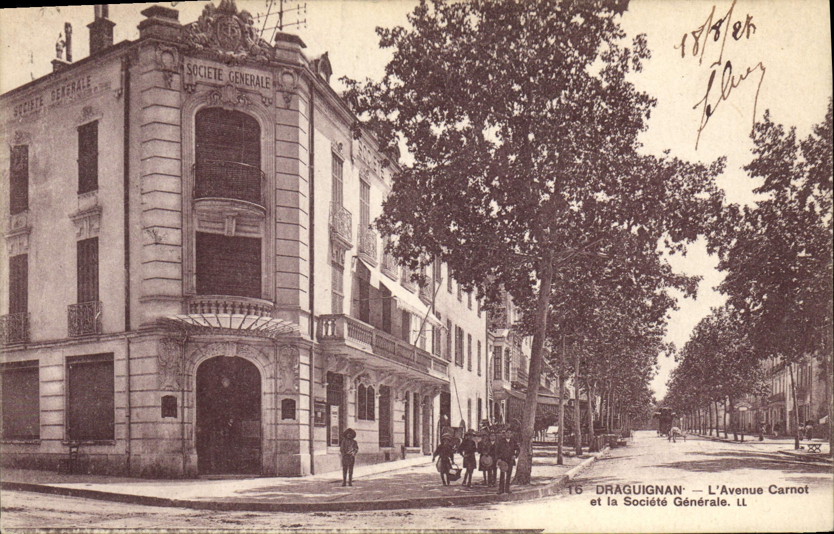 VINTAGE POSTCARD Draguignan Bank the Carnot avenue and the General society