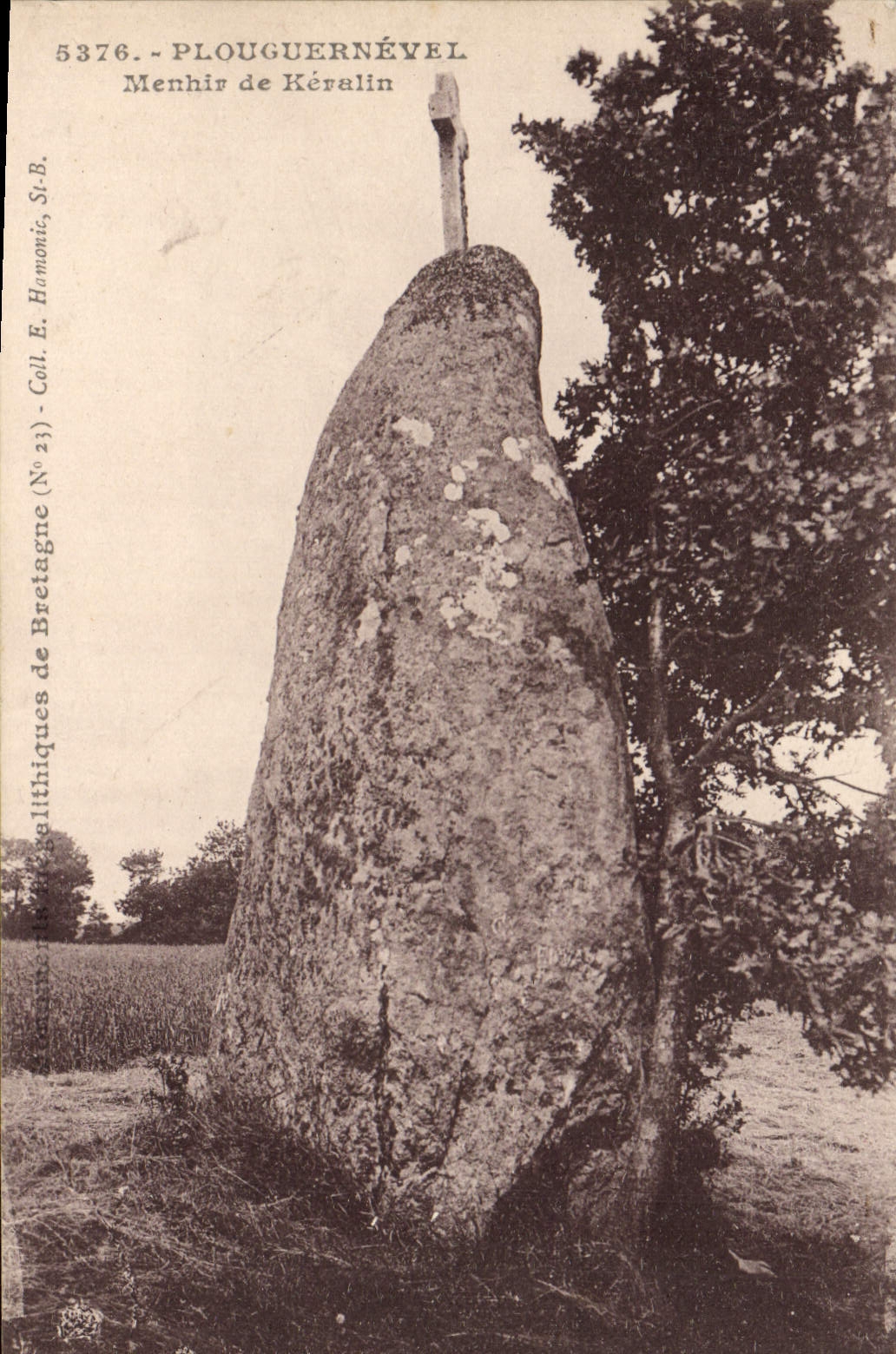 VINTAGE POSTCARD Dolmen Menhir Plouguernevel Menhir of Keralin
