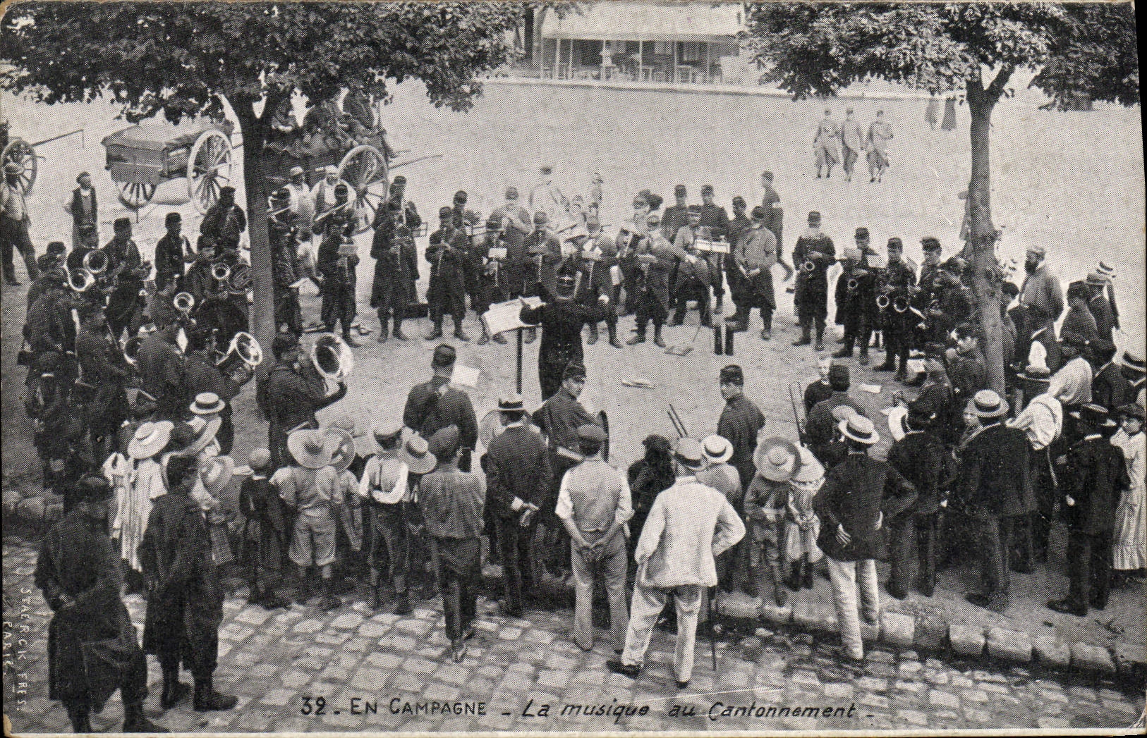 VINTAGE POSTCARD Militaria music with quartering
