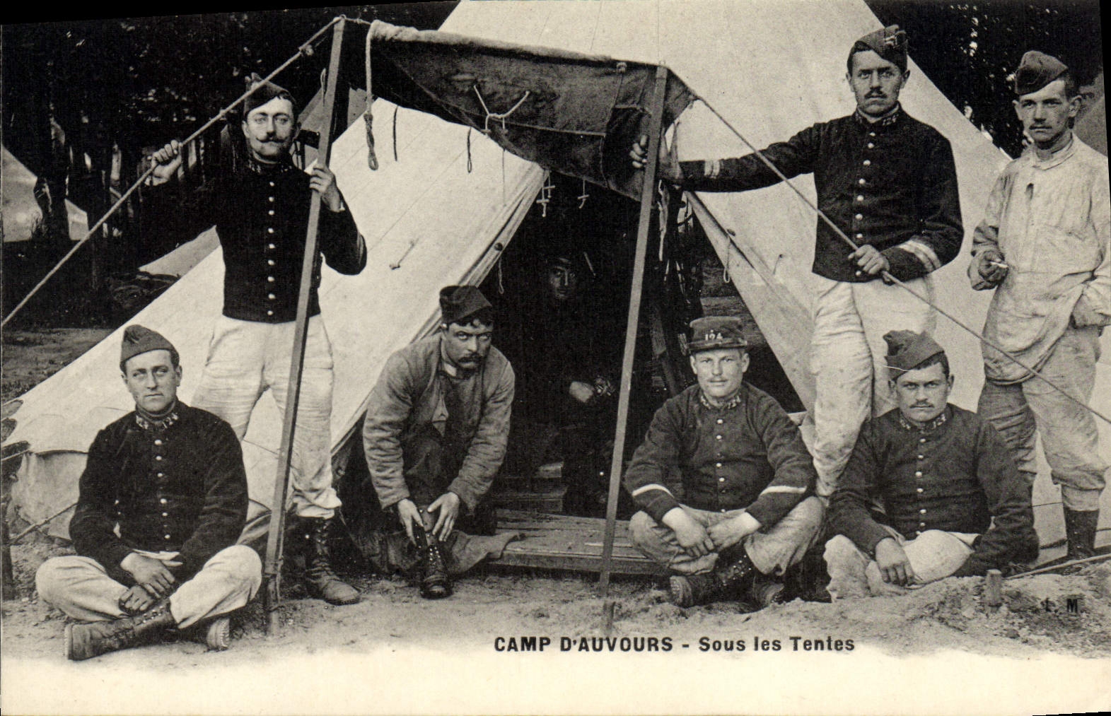 VINTAGE POSTCARD Militaria Camp of Auvours Under the tents