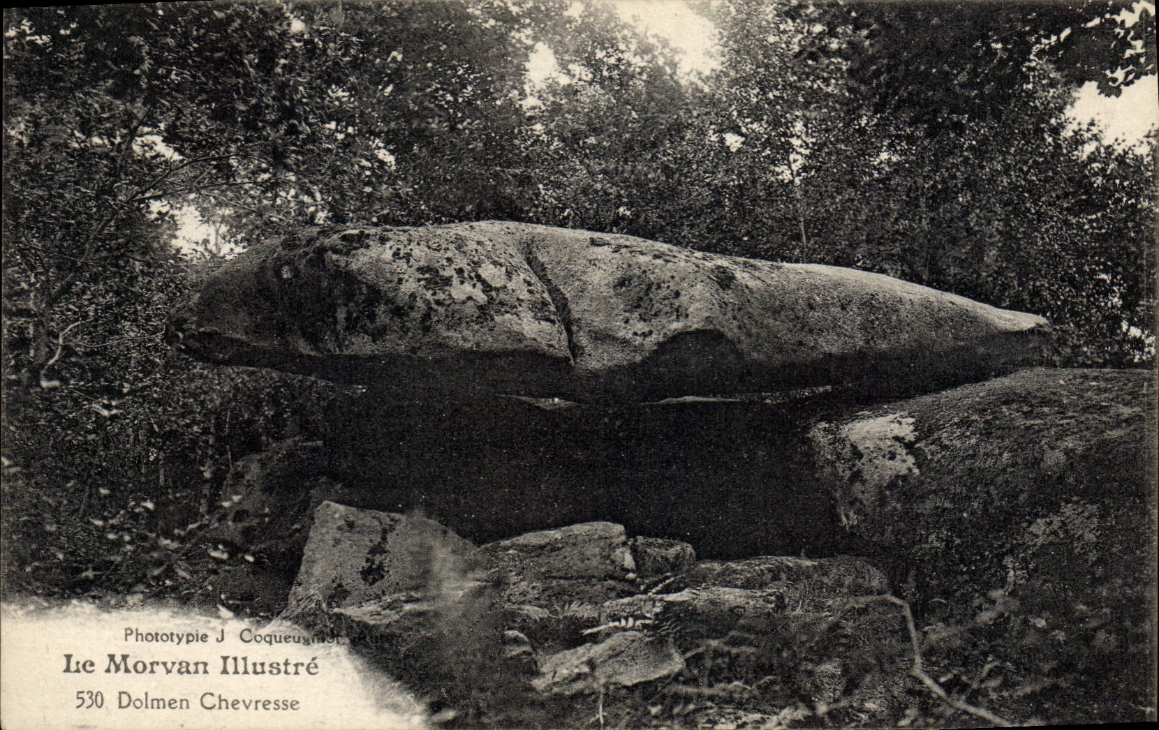 CPA Dolmen Menhir Morvan Dolmen Chevresse