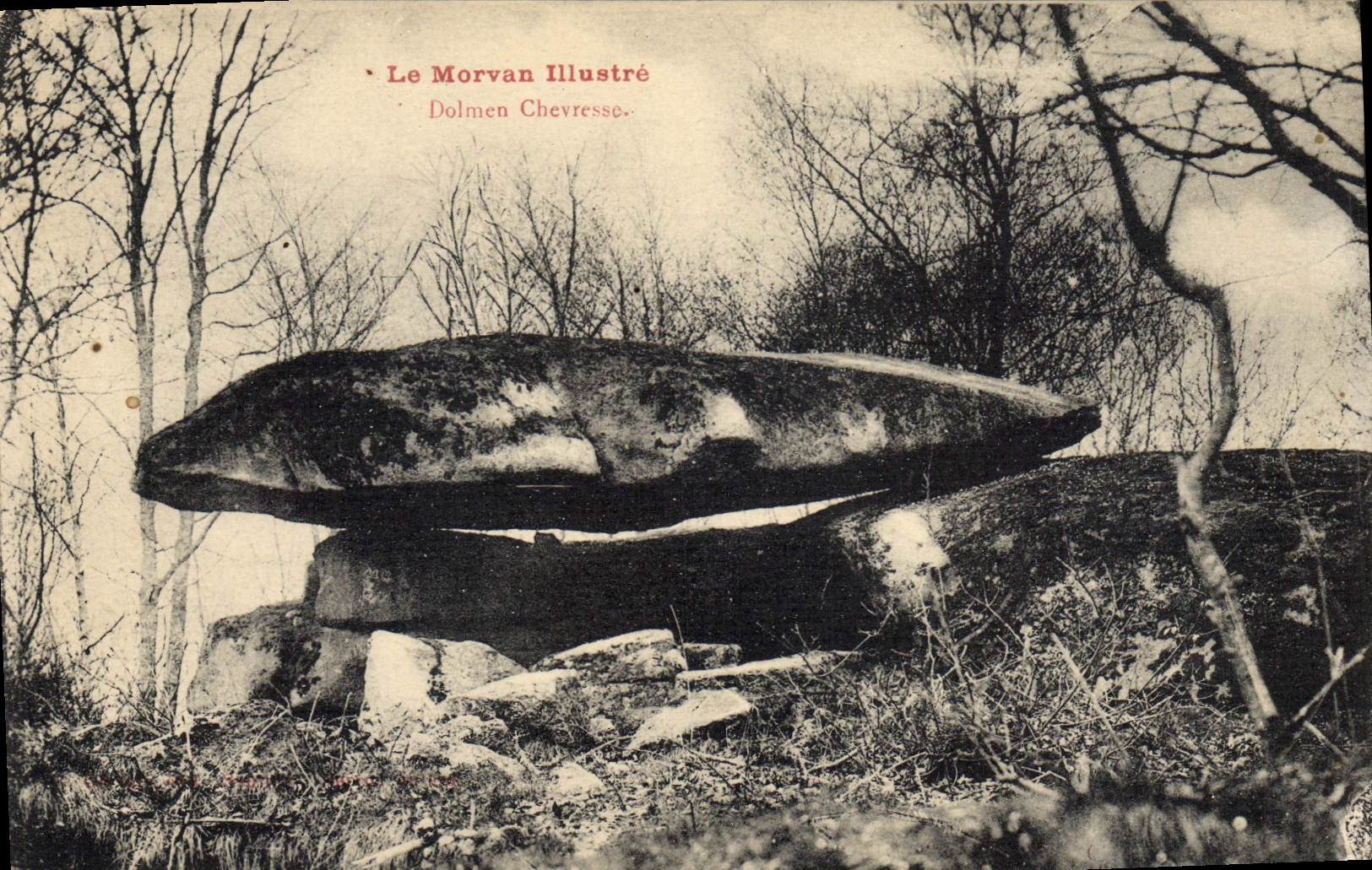 CPA Dolmen Menhir Morvan Dolmen Chevresse