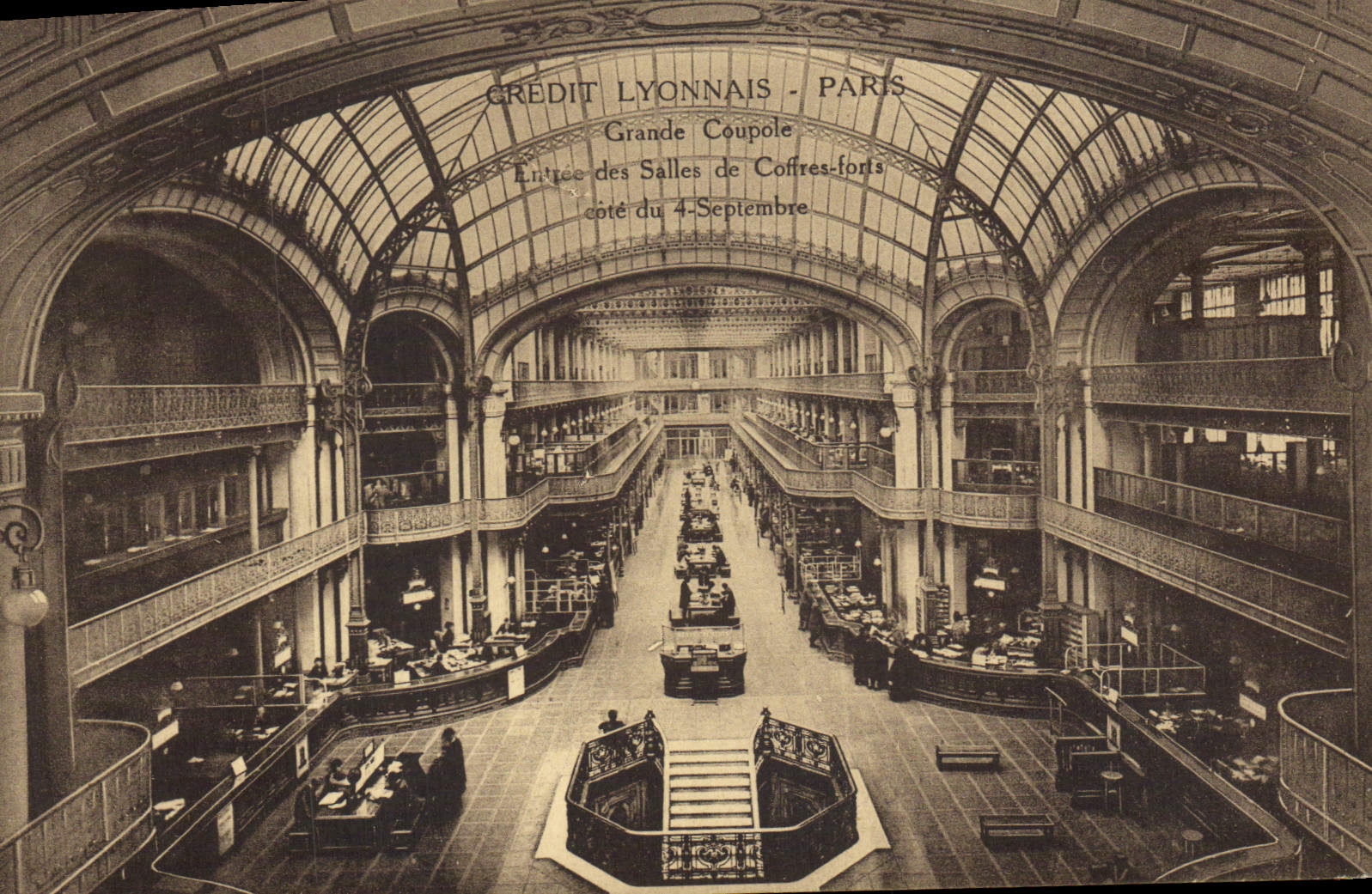 CPA Banque Credit Lyonnais Paris Grande coupole Entree des salles de coffres forts 