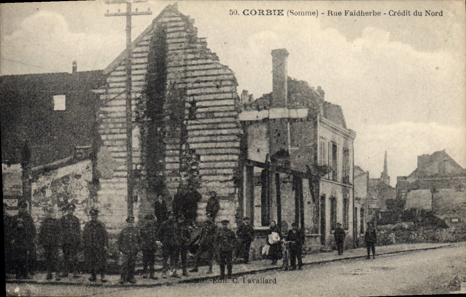 CPA Banque Corbie Rue Faidherbe Credit du Nord Militaria