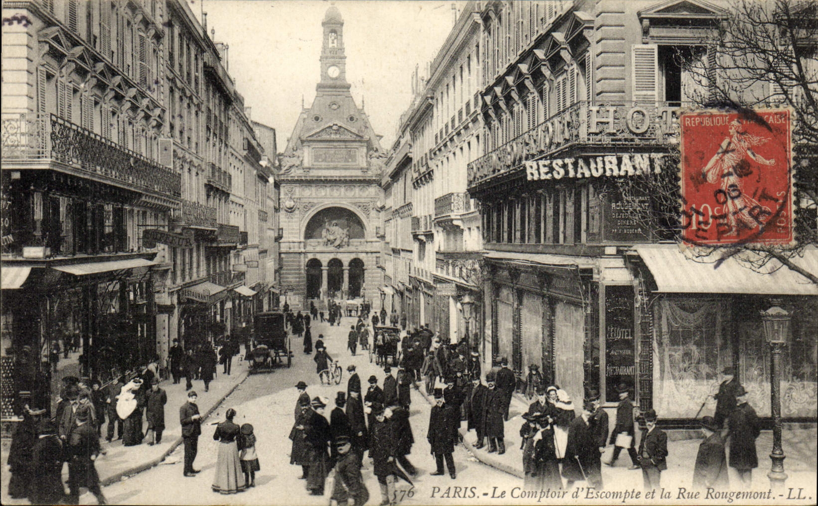 VINTAGE POSTCARD Paris Bank the Counter of Discount and the street Rougemont