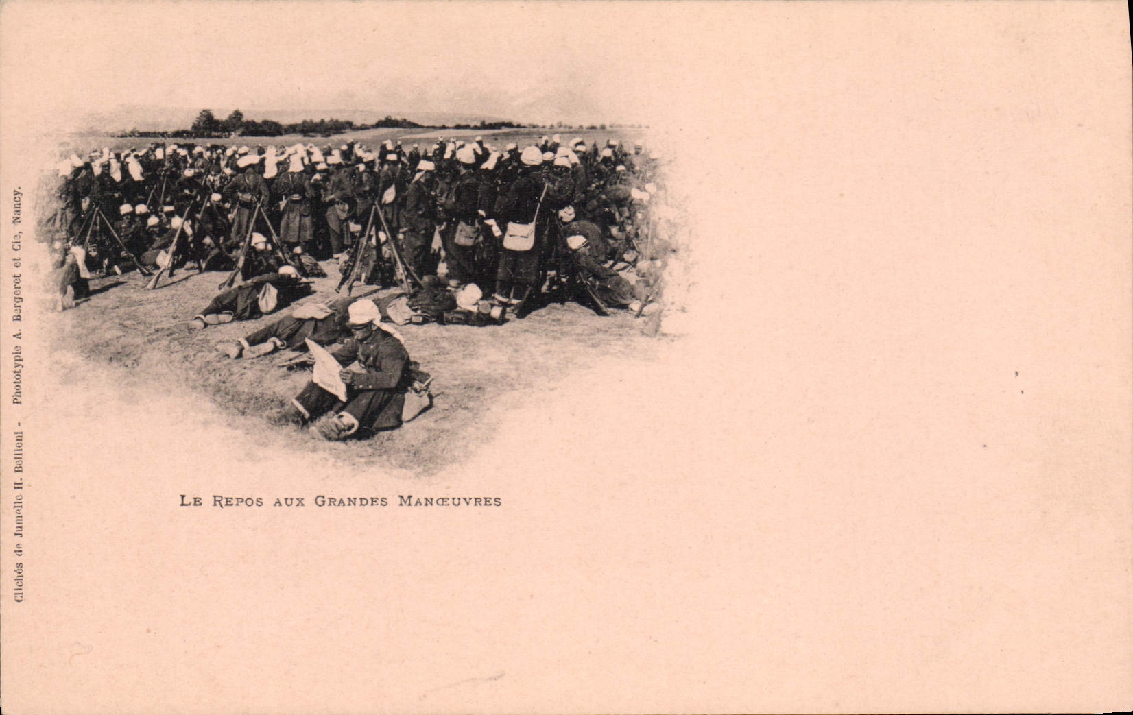 CPA Militaria Le repos aux grandes manoeuvres