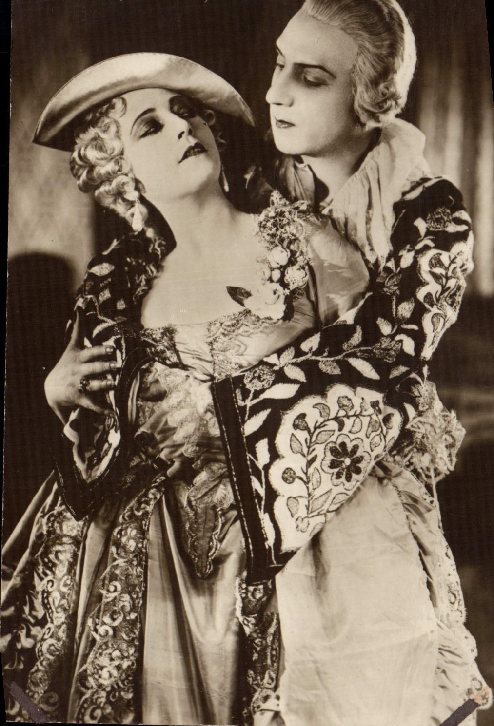 POSTAL MODERNA cine de Mosjoukine y R de Liglioro Casanova