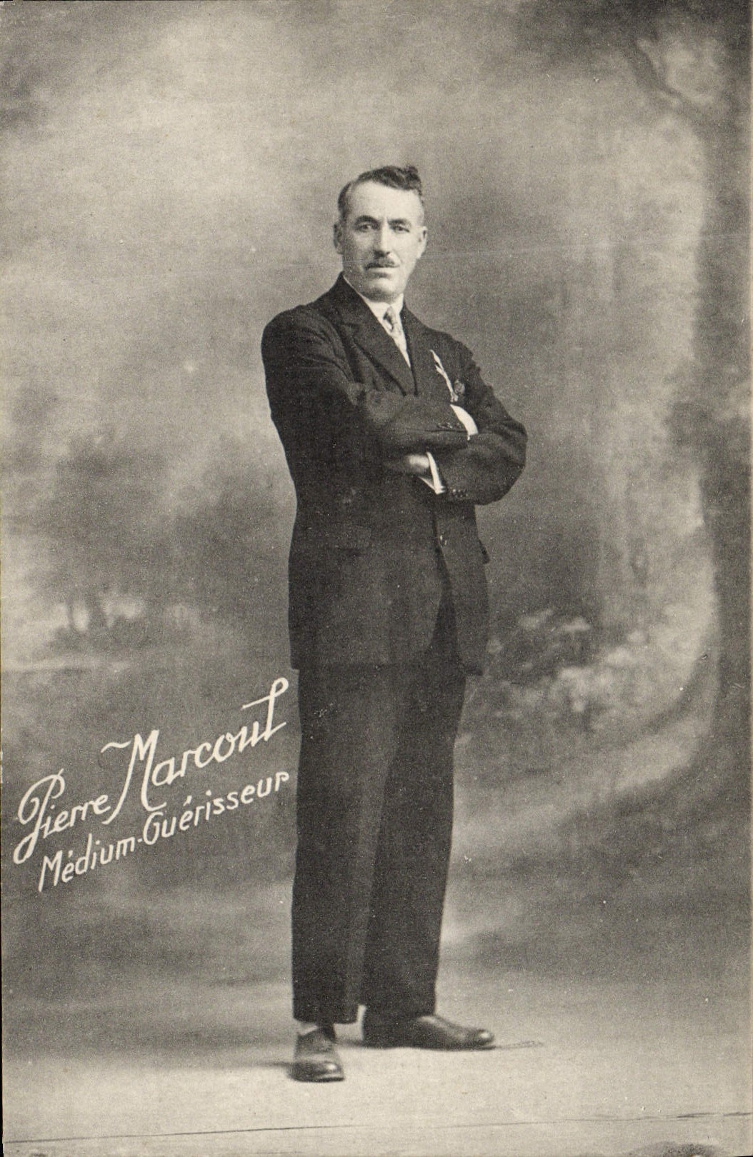 Curador del medio de Pedro Marcoul de la POSTAL de la VENDIMIA