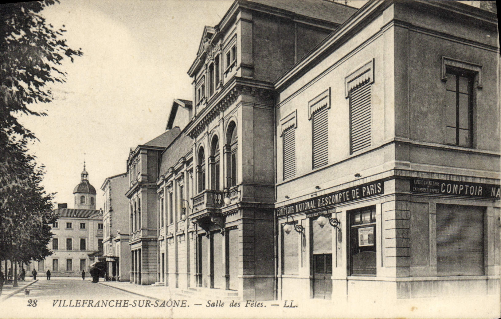CPA Banque Villefranche sur Saone Salle des fetes 