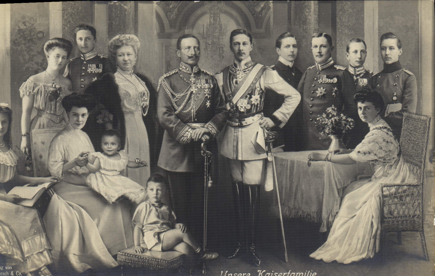 CPA Unsere Kaiserfamilie 