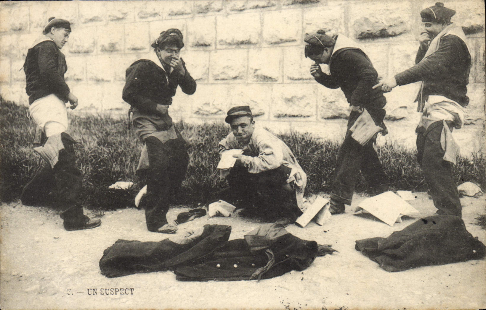 VINTAGE POSTCARD Militaria a suspect