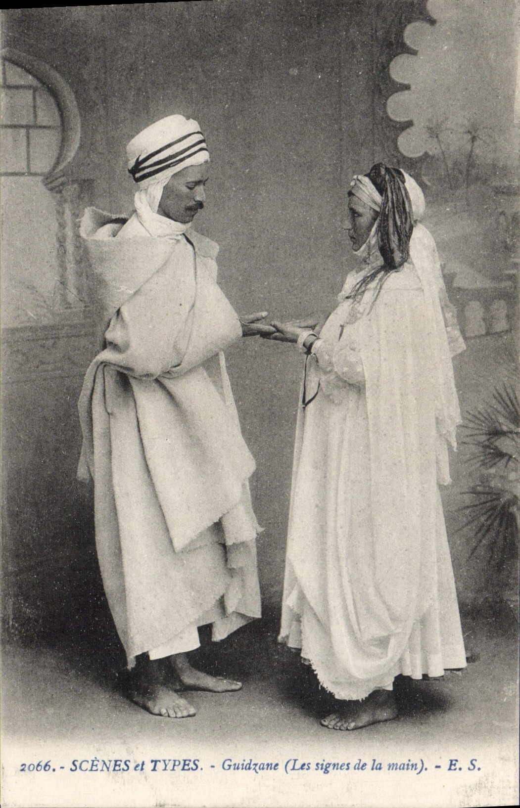 VINTAGE POSTCARD Cartomancy Clairvoyance Guidzane Folklore signs of the hand