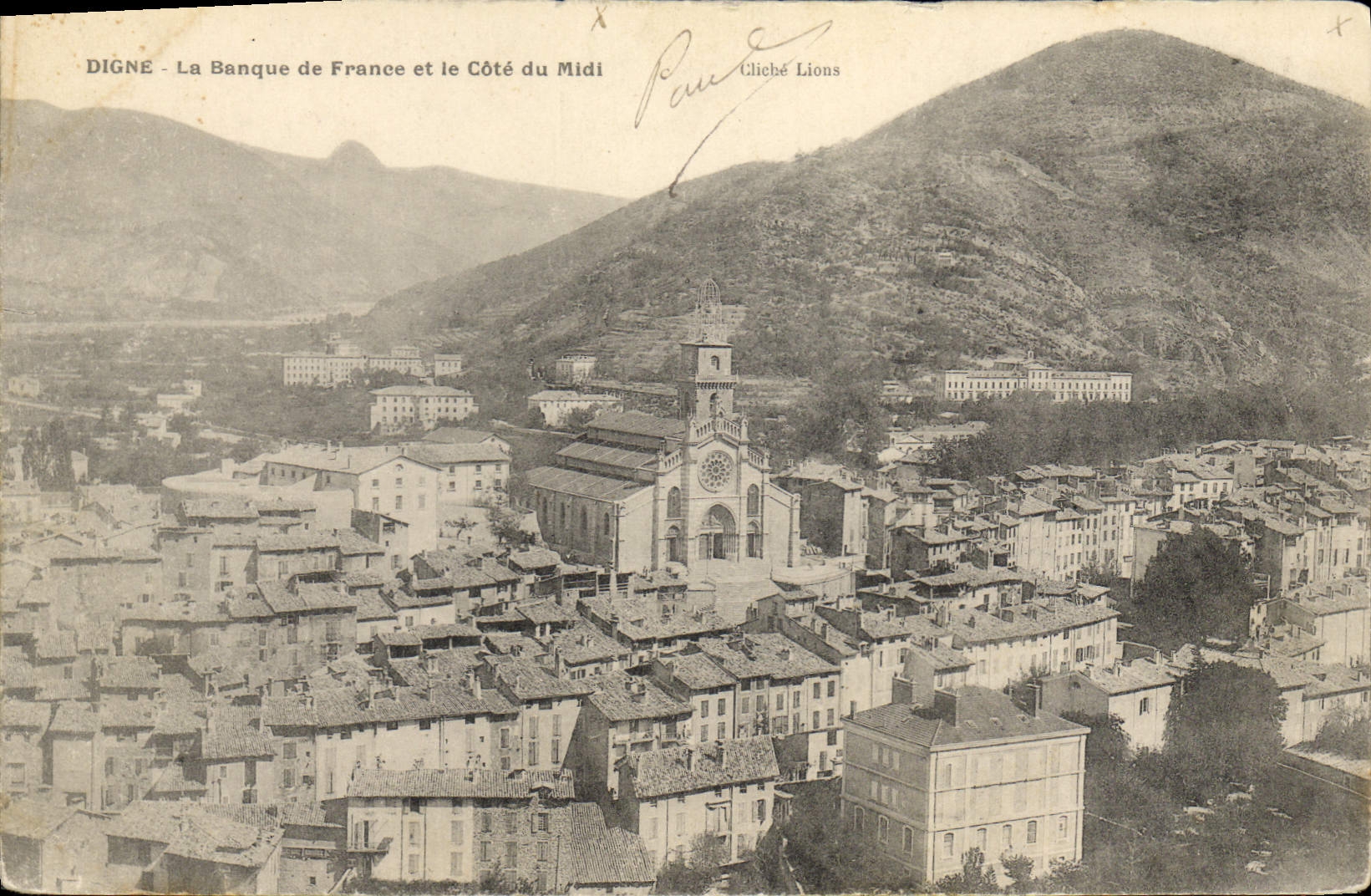 VINTAGE POSTCARD Bank Worthy Banque de France and the Dimension of the South