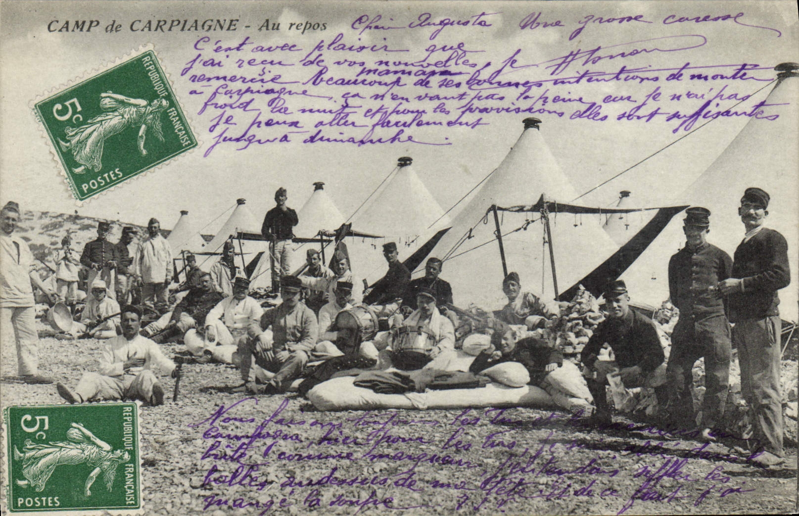 CPA Militaria Camp de Carpiagne Au repos 