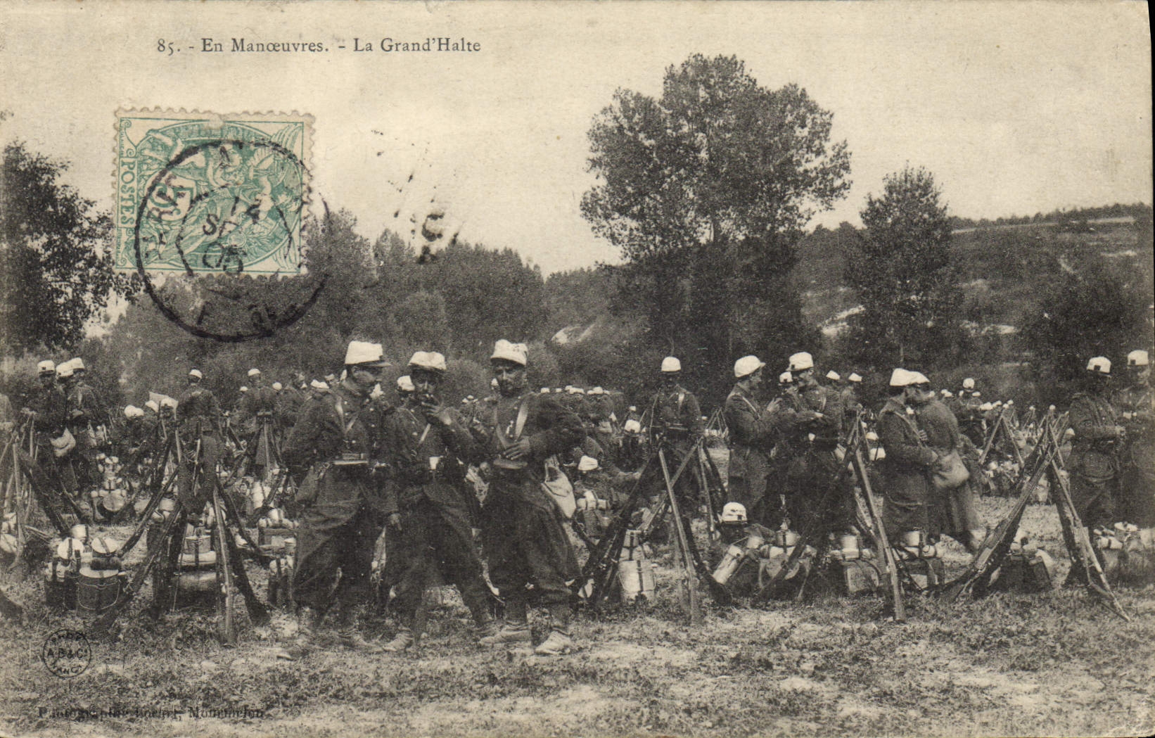 CPA Militaria La grand halte 