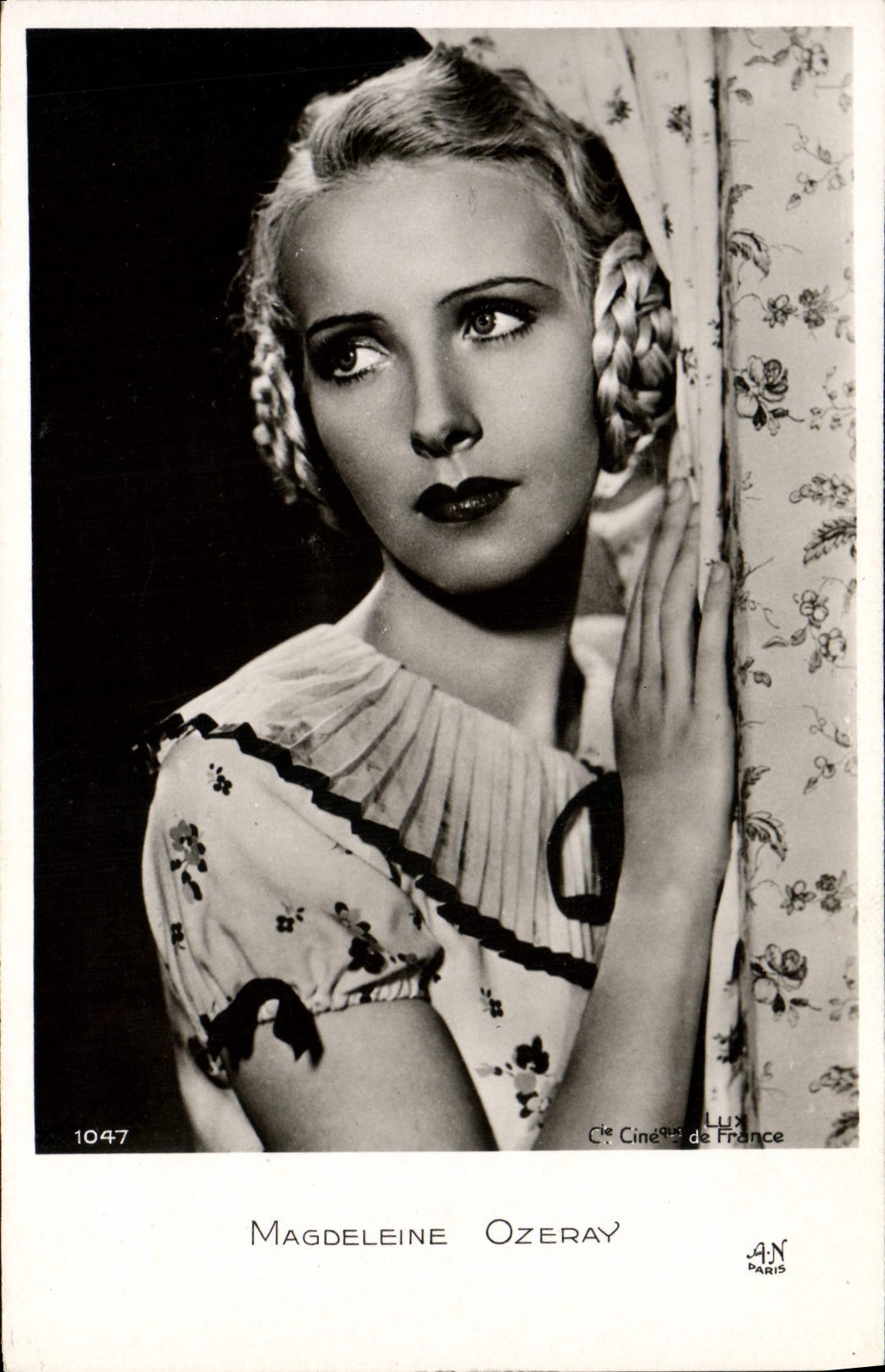 POSTAL MODERNA cine Magdeleine Ozeray