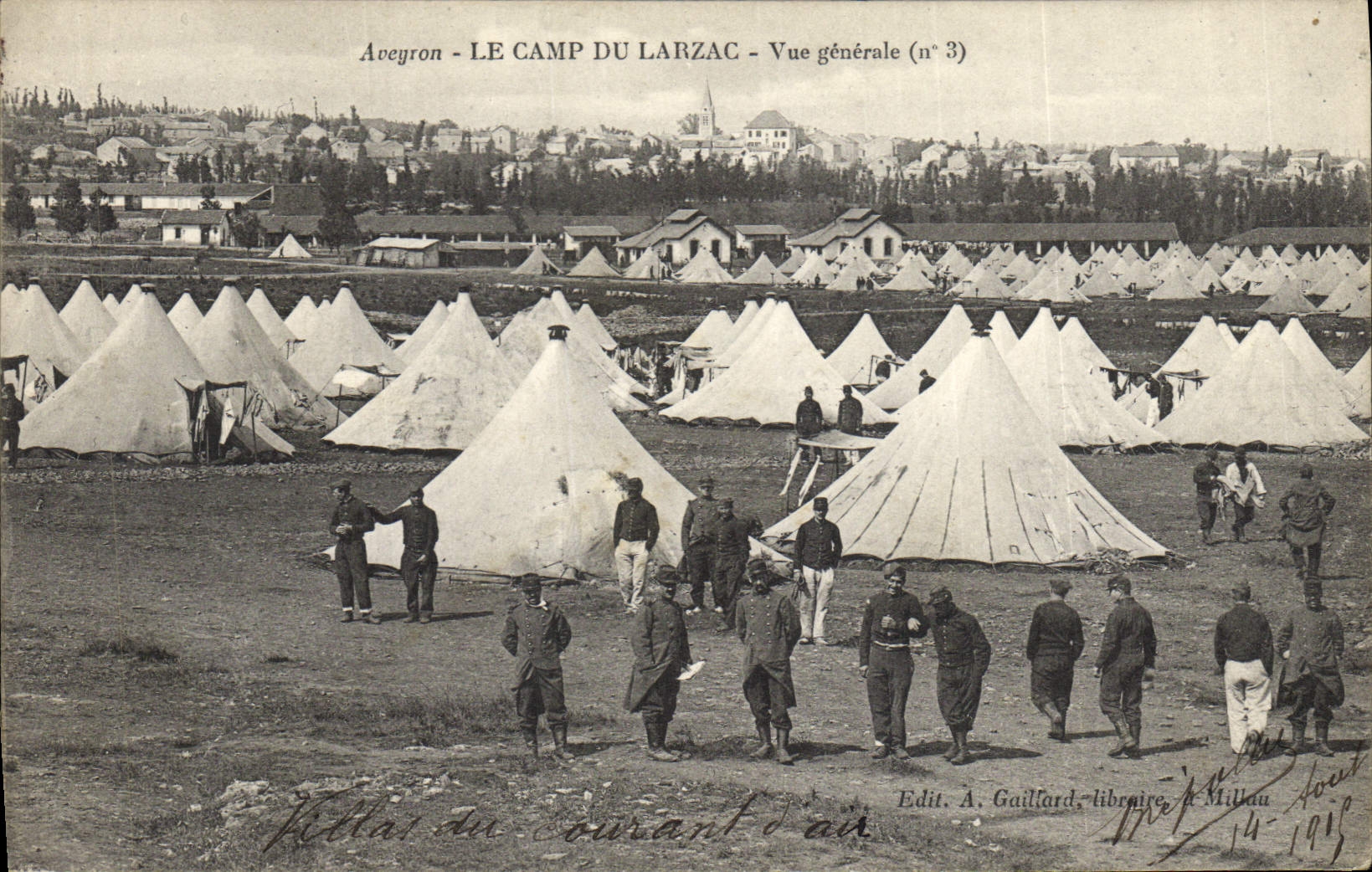 CPA Militaria Aveyron La camp du Larzac Vue generale 