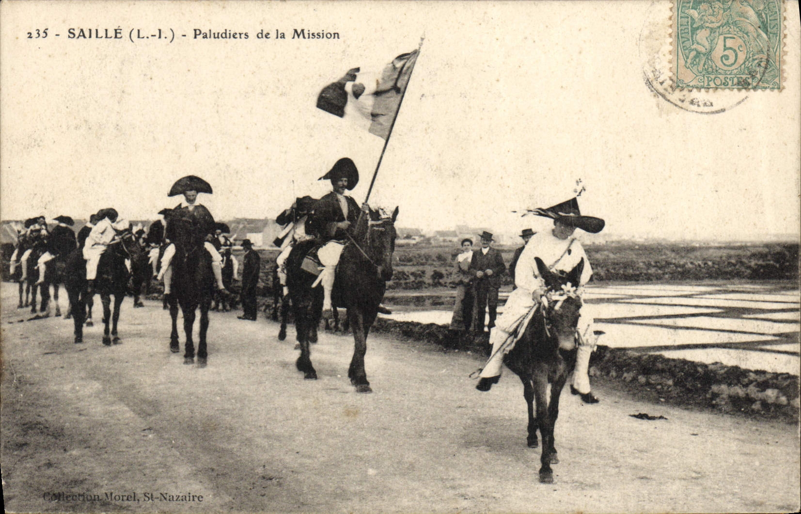 VINTAGE POSTCARD Folklore Salt-water Marshes Covers Paludiers of the mission Ane Mule