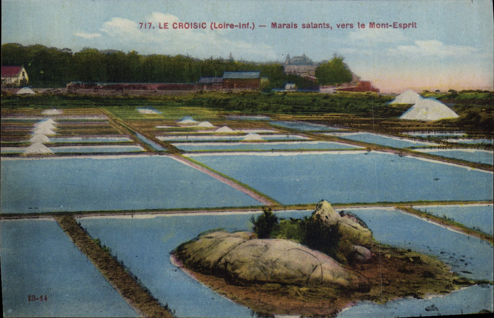 CPA Folklore Marais Salants Le Croisic Marais salants vers le Mont Esprit