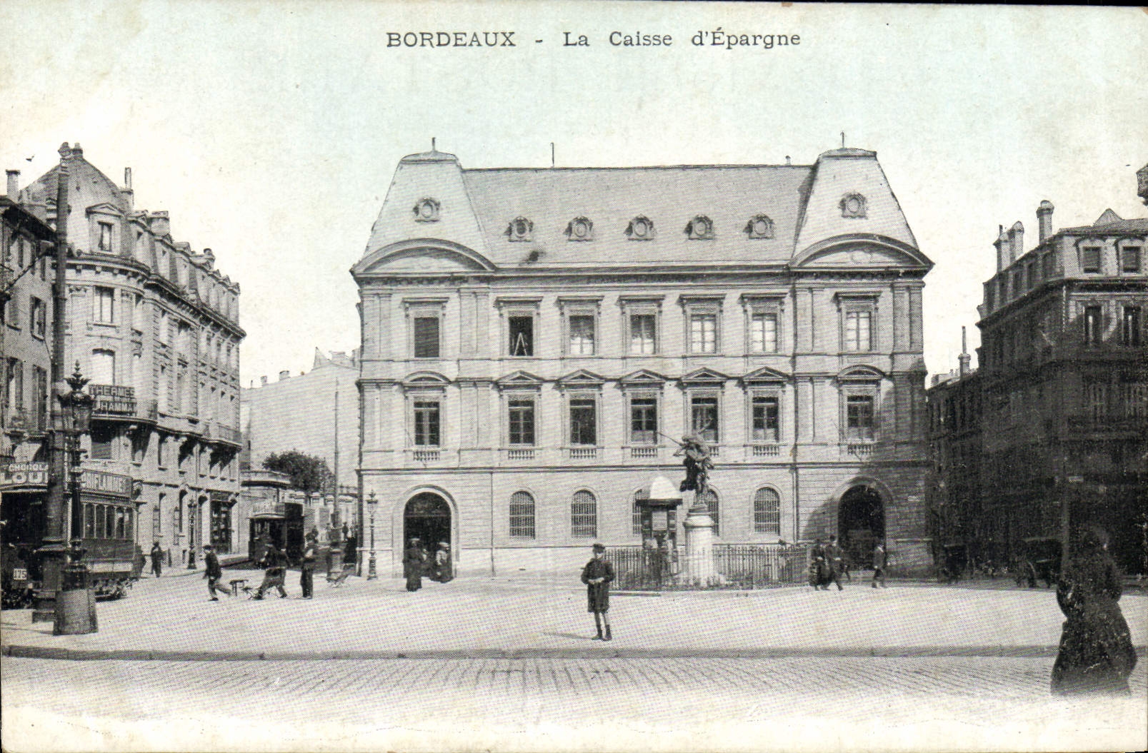 VINTAGE POSTCARD Bank Savings bank Bordeaux Tram