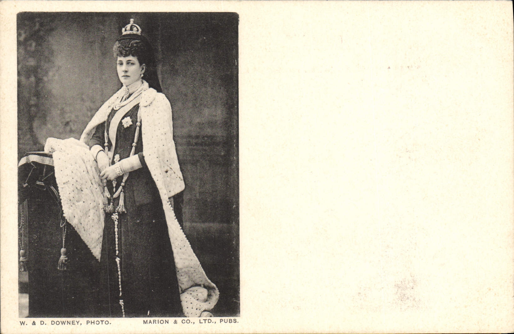 VINTAGE POSTCARD England