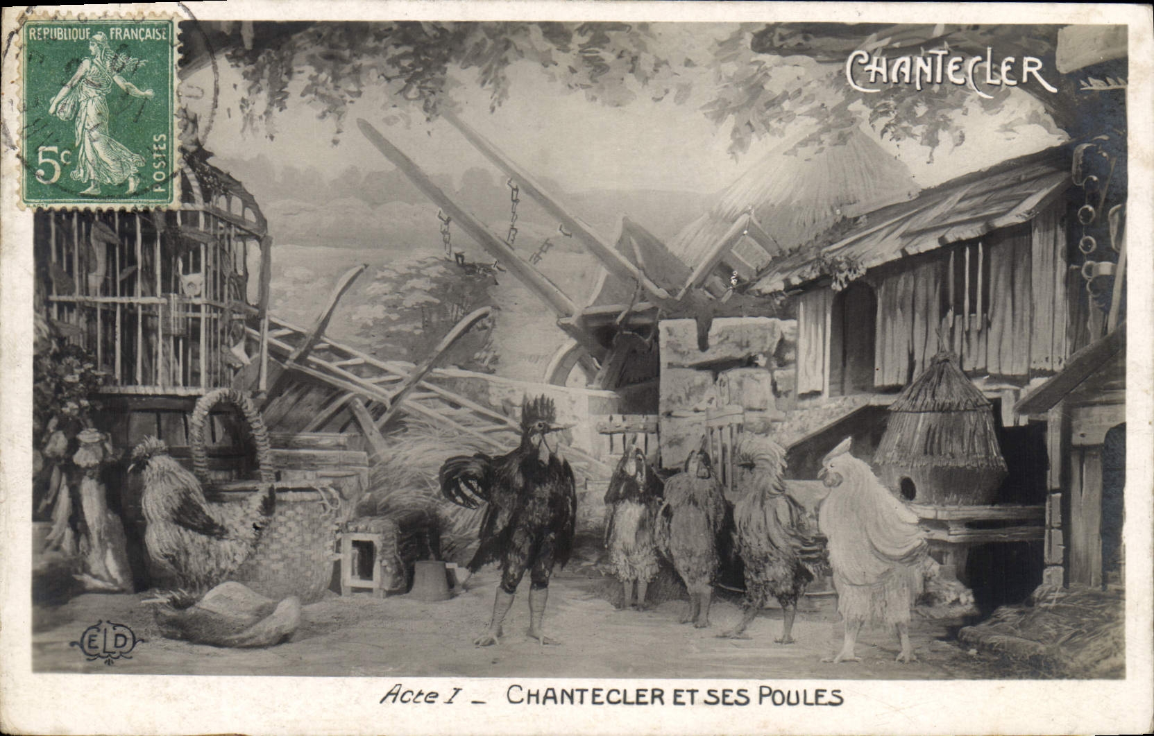 CPA Theatre Rostand Coq Chantecler et ses poules