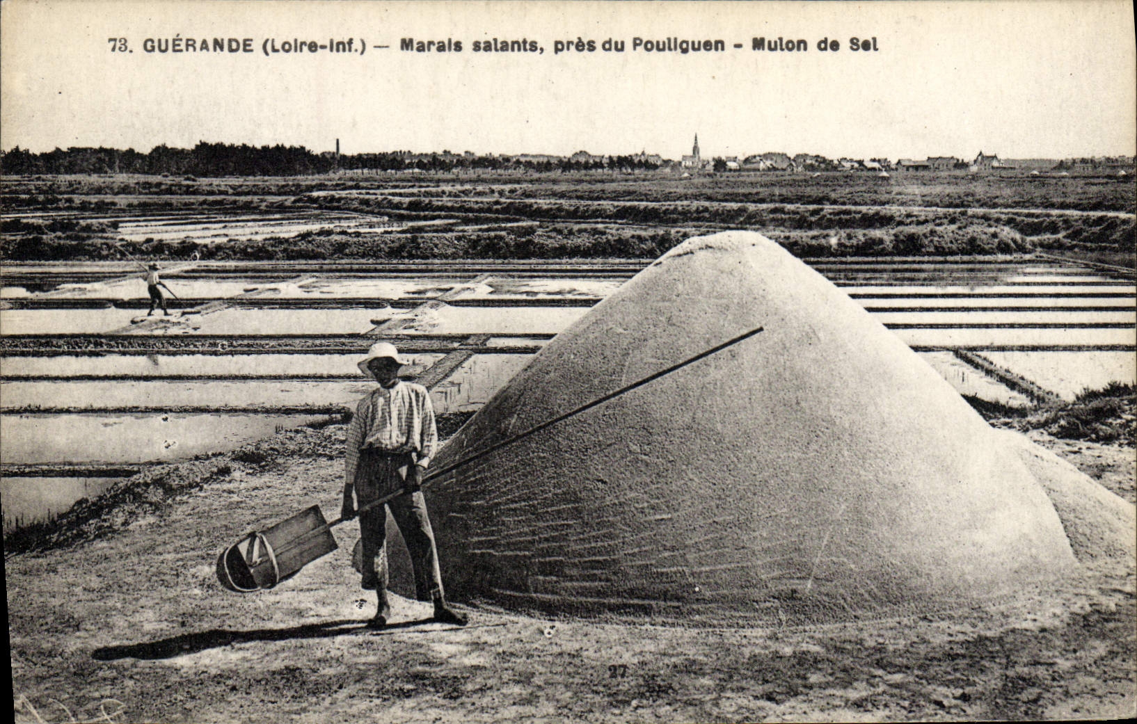 VINTAGE POSTCARD salt-water Marshes close to Pouliguen Mlon de Sel Guerande