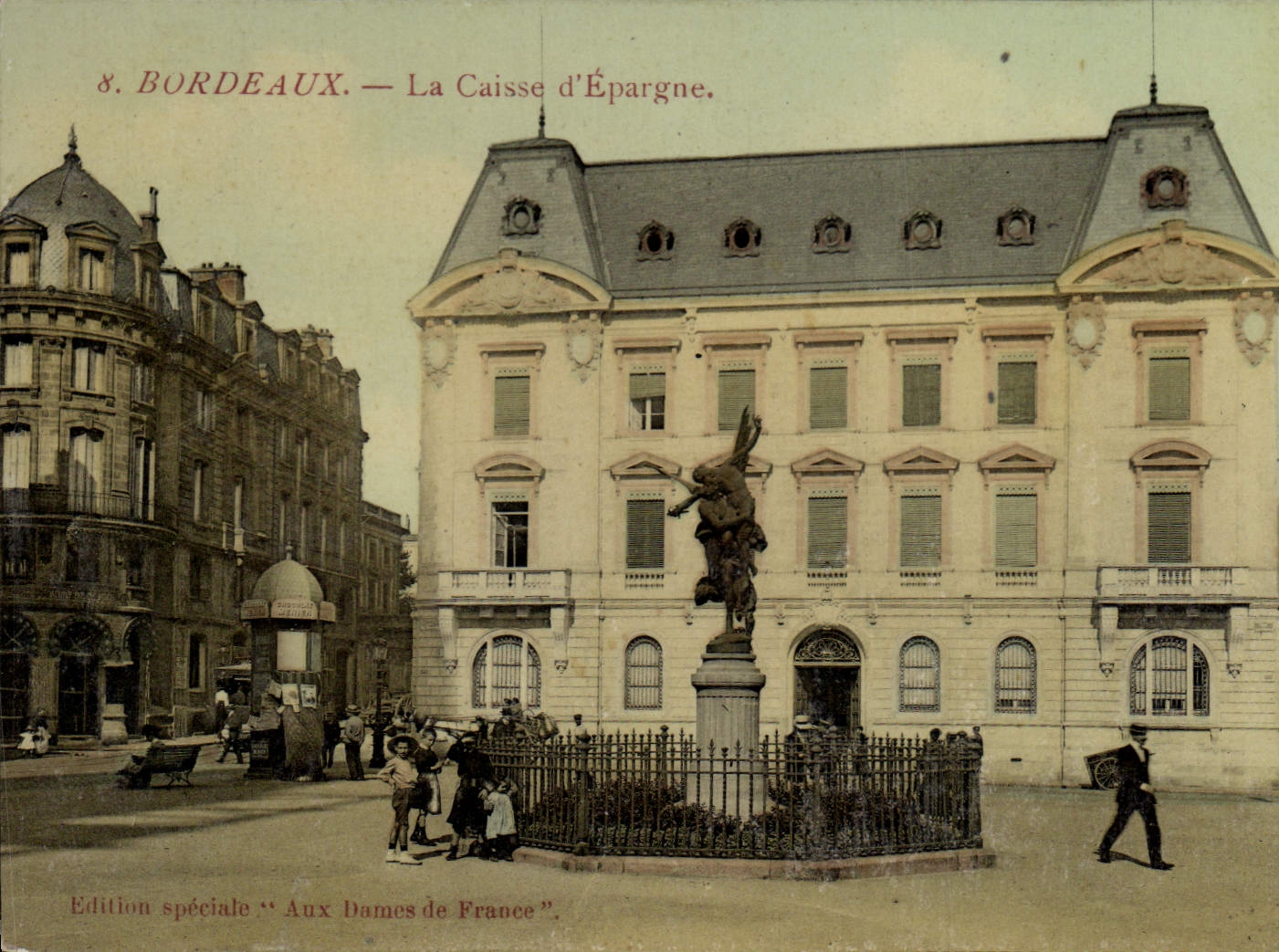 VINTAGE POSTCARD Bordeaux Bank the Savings bank