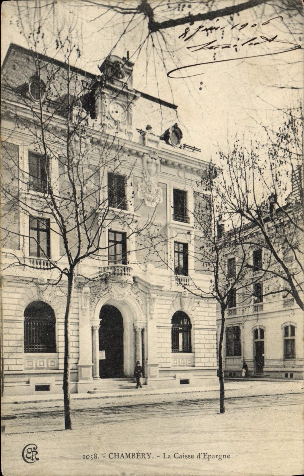 VINTAGE POSTCARD Bank Savings bank Chambéry