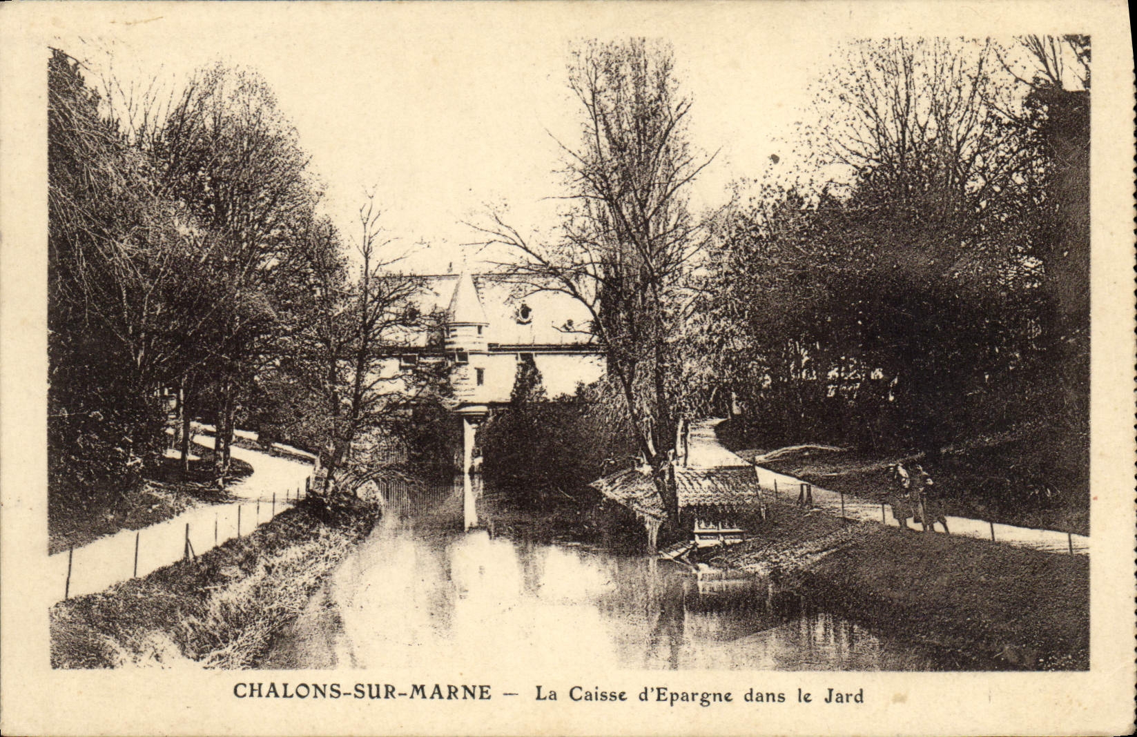 VINTAGE POSTCARD Bank Savings bank in Jard Trawl-nets on the Marne