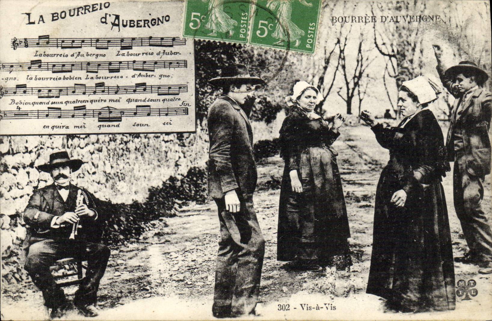 CPA Folklore Auvergne La bourree