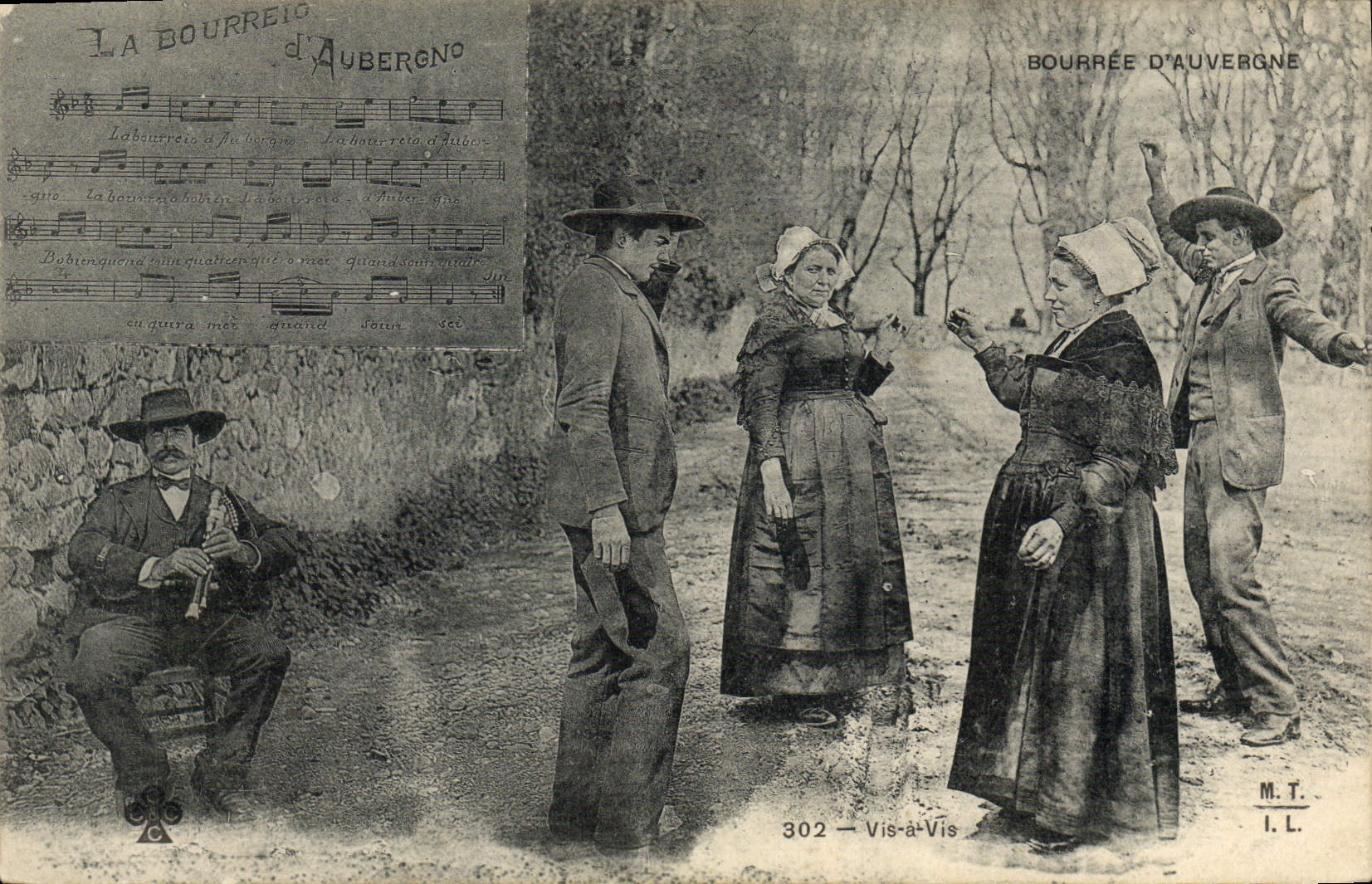 CPA Folklore Auvergne Vis a vis La bourree