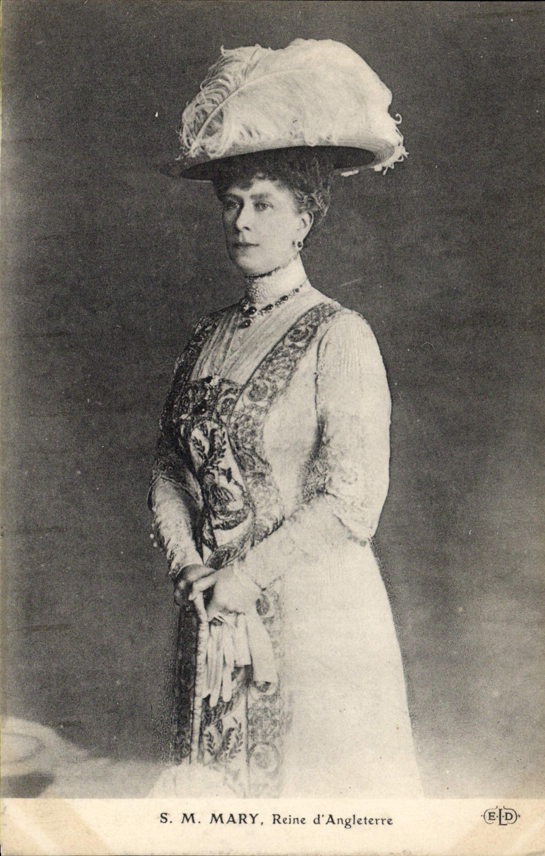 CPA SM Mary Reine d'Angleterre