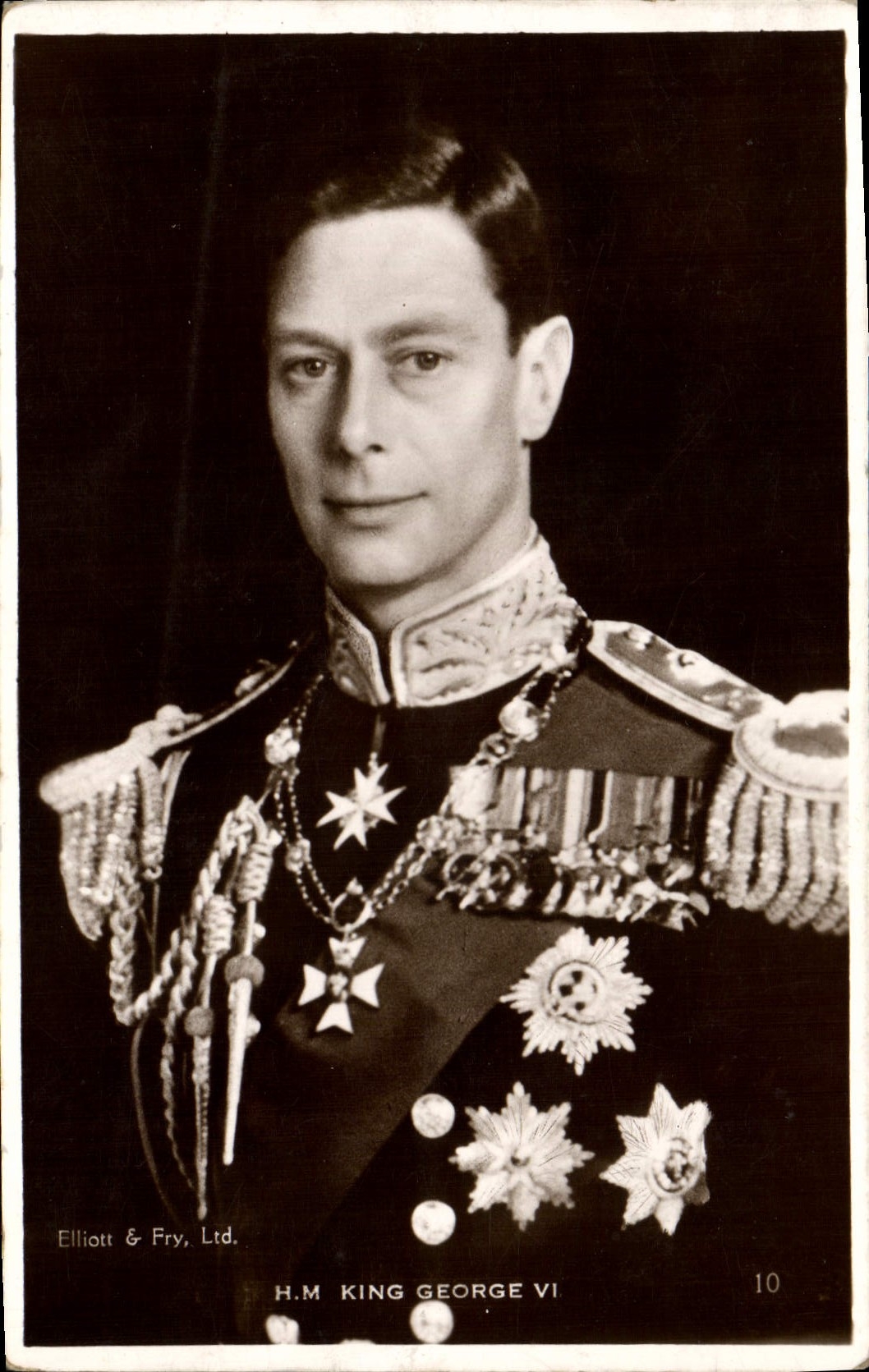 VINTAGE POSTCARD HM King George VI