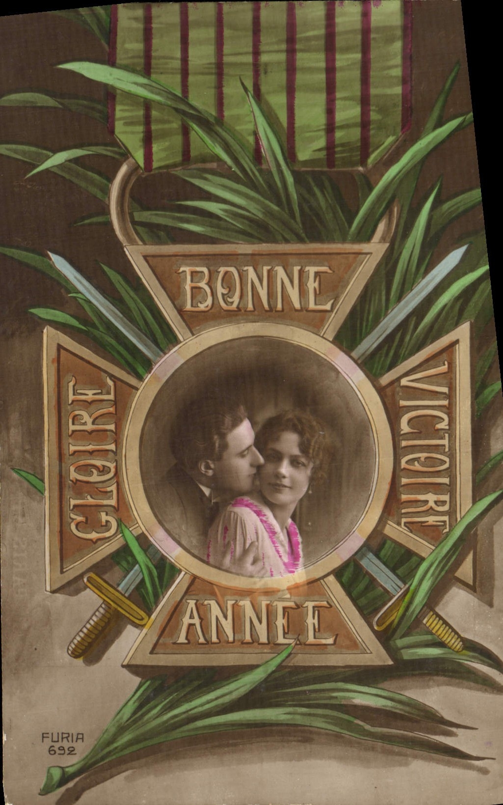 CPA Medaille Femme 