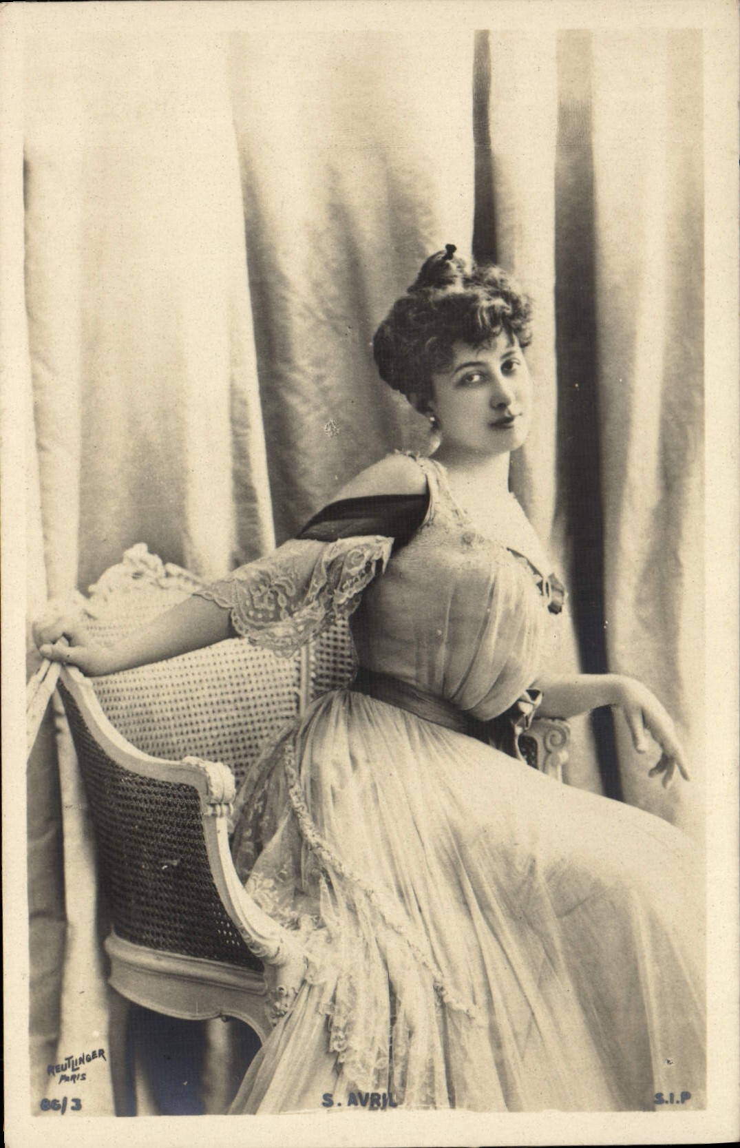 VINTAGE POSTCARD Theater S April