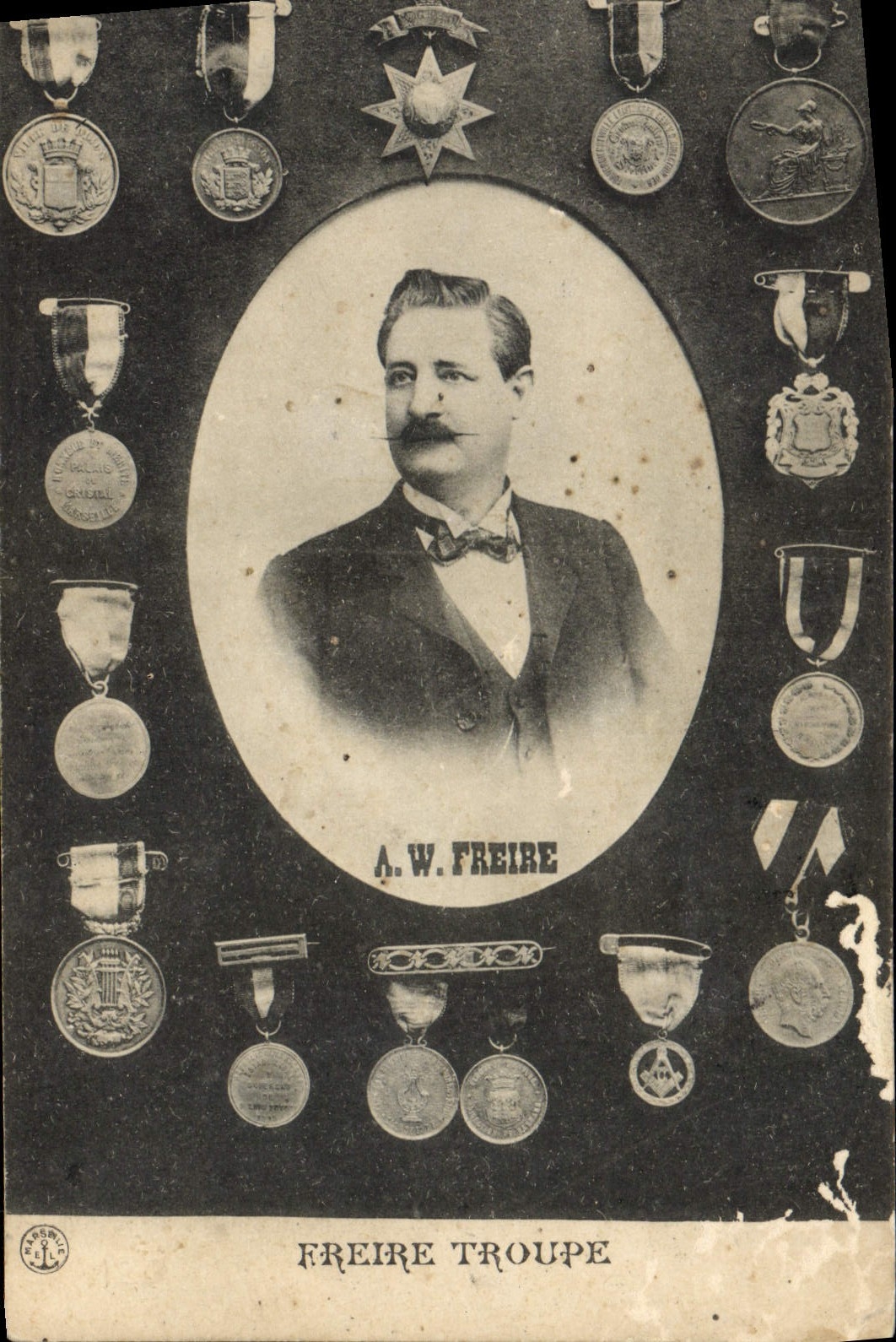 CPA Militaria Medaille Freire TRoupe