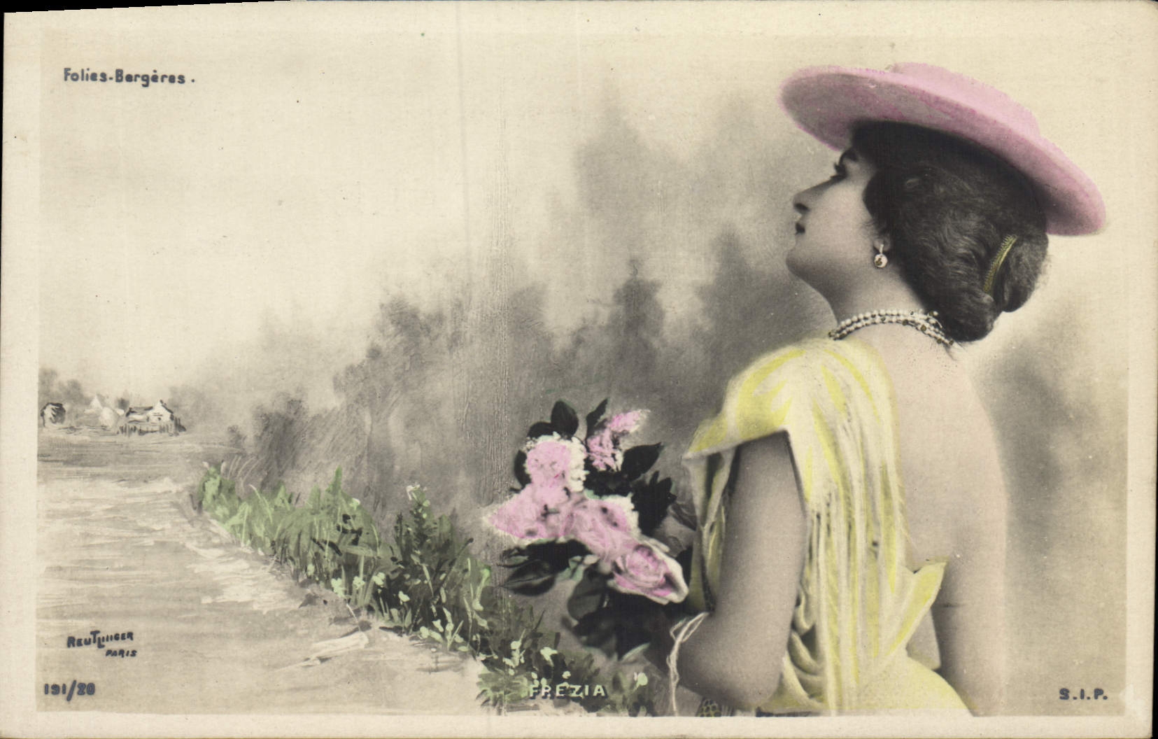 CPA Theatre Paris Folies Bergeres