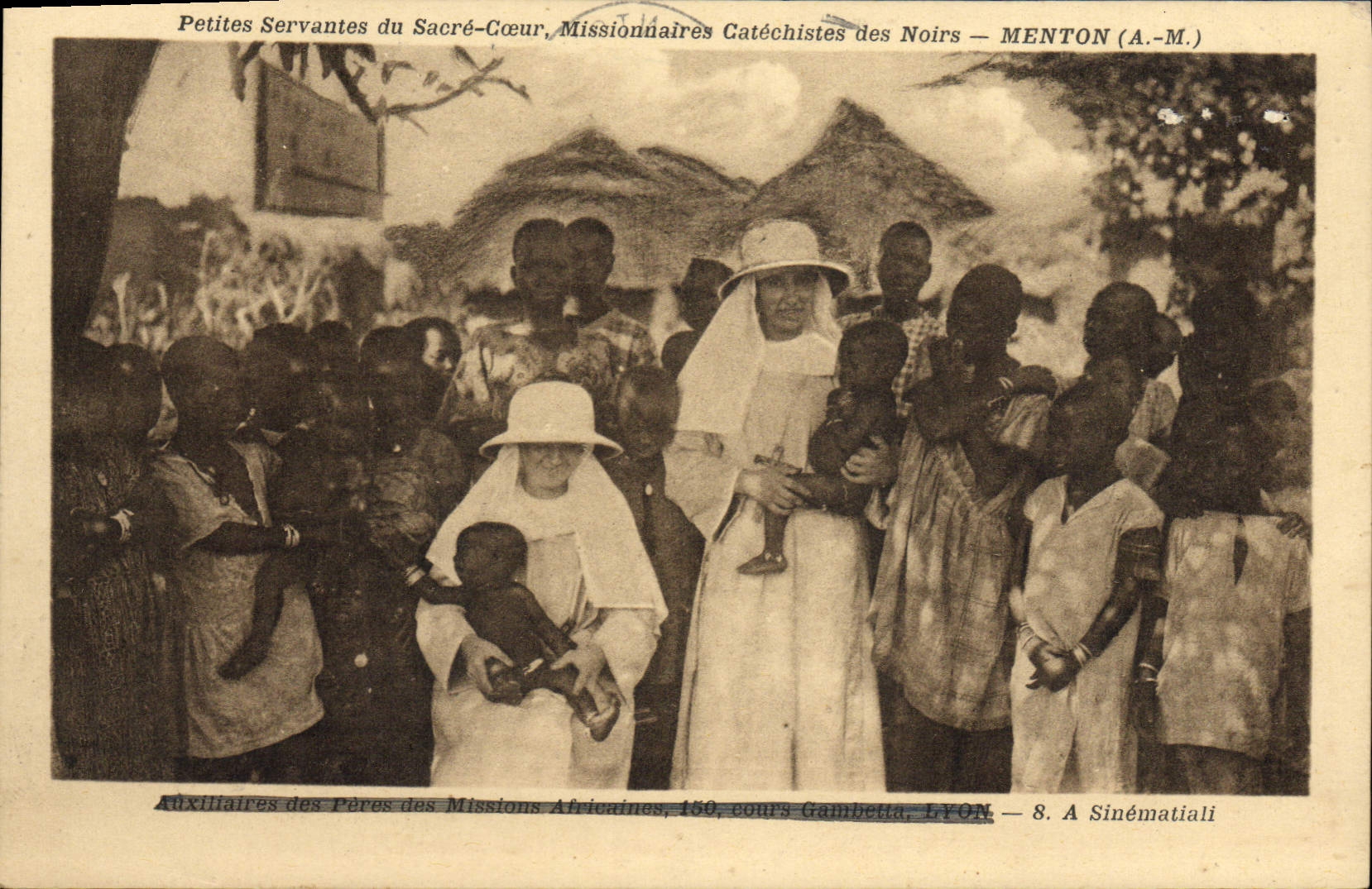 CPA Petites servantes du Sacre Coeur Missionnaires catechistes des noirs Menton 