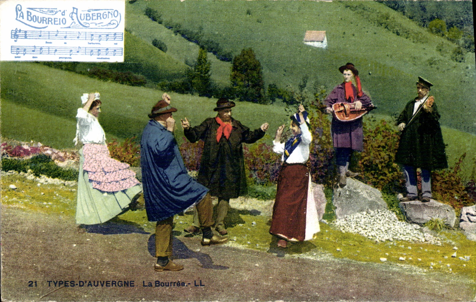 CPA Folklore La Bourree Auvergne 