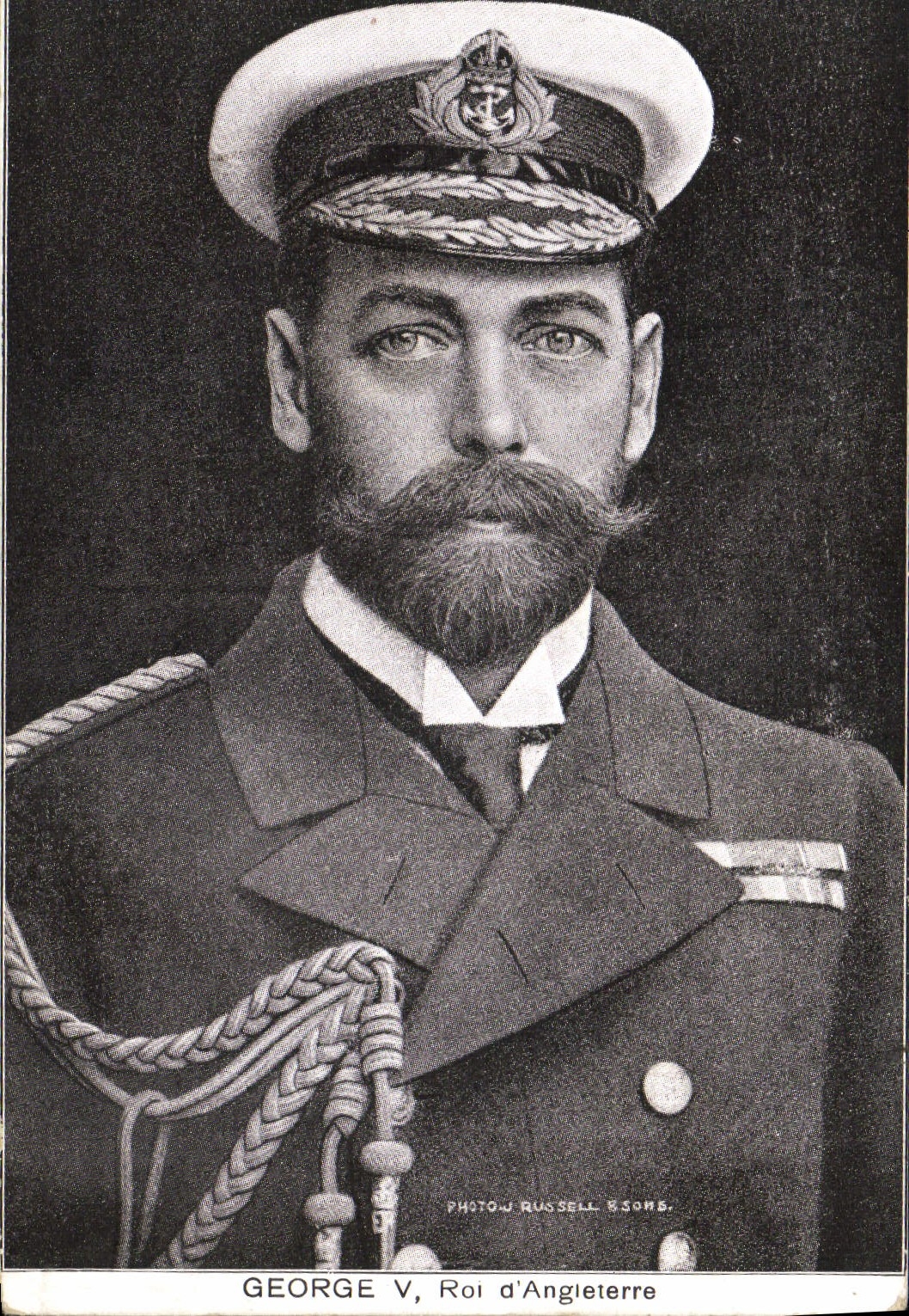VINTAGE POSTCARD George V King d' Angleterre